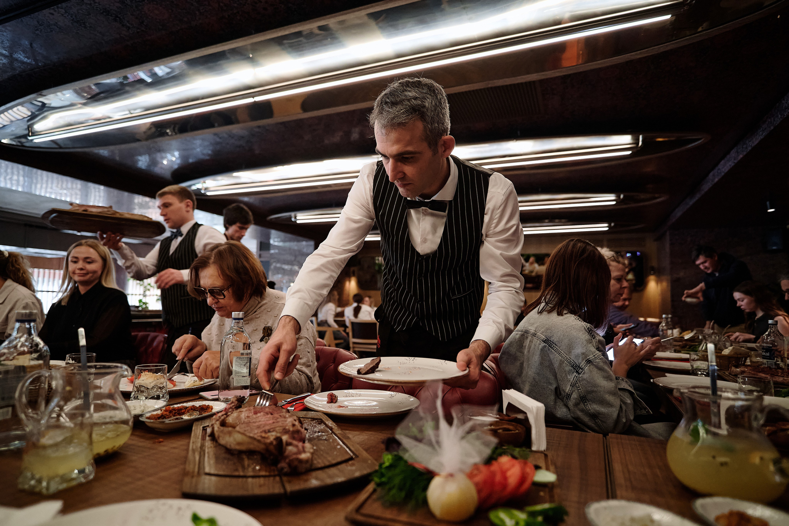 Фотограф на мероприятие. Light Media — креативный видеопродакшн