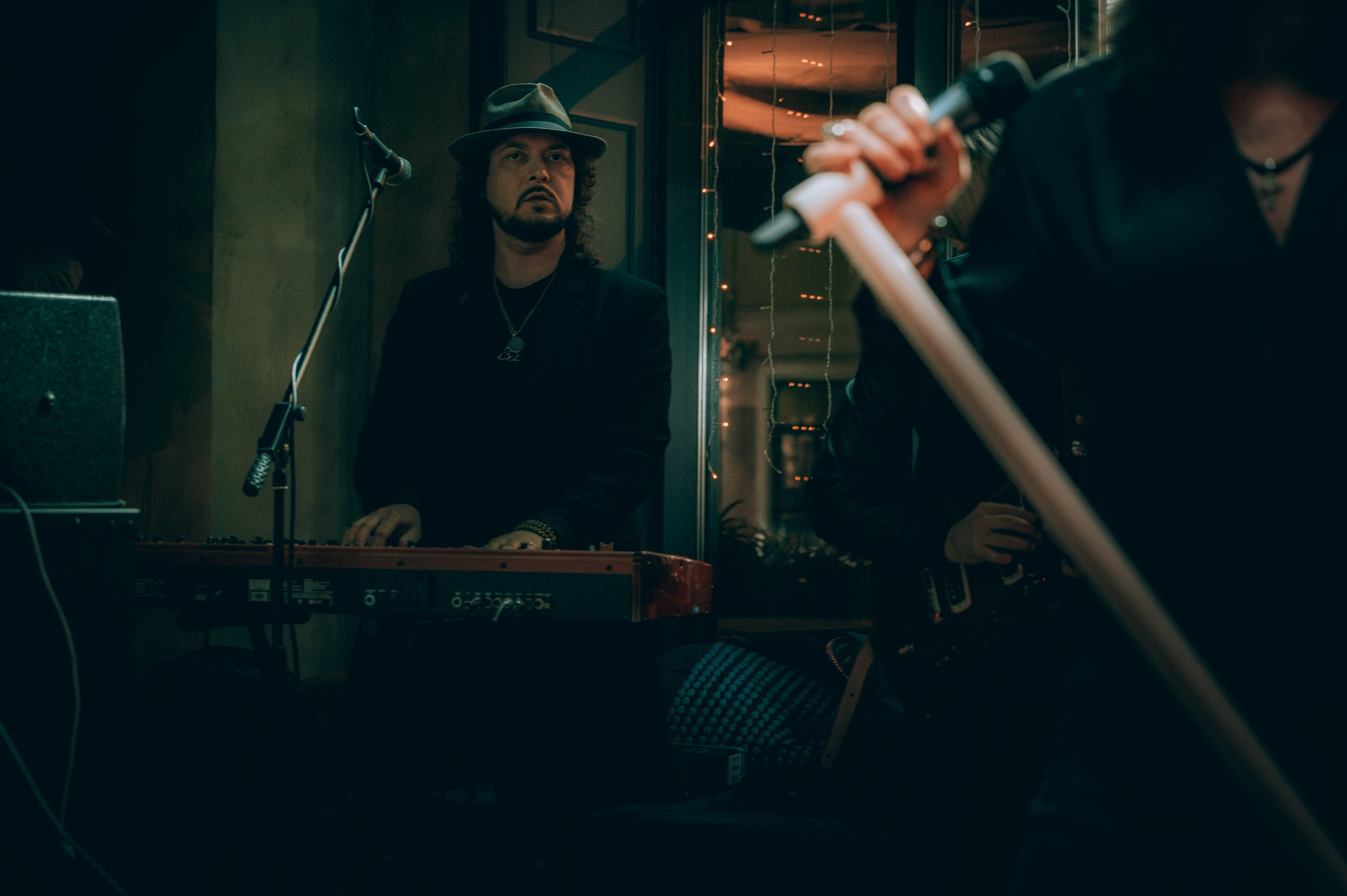 Андрей Храмов Бэнд «Классика зарубежного рока» (26.09.2025, ресторан Жаровня). Photographer in Moscow Anna Chistiakova