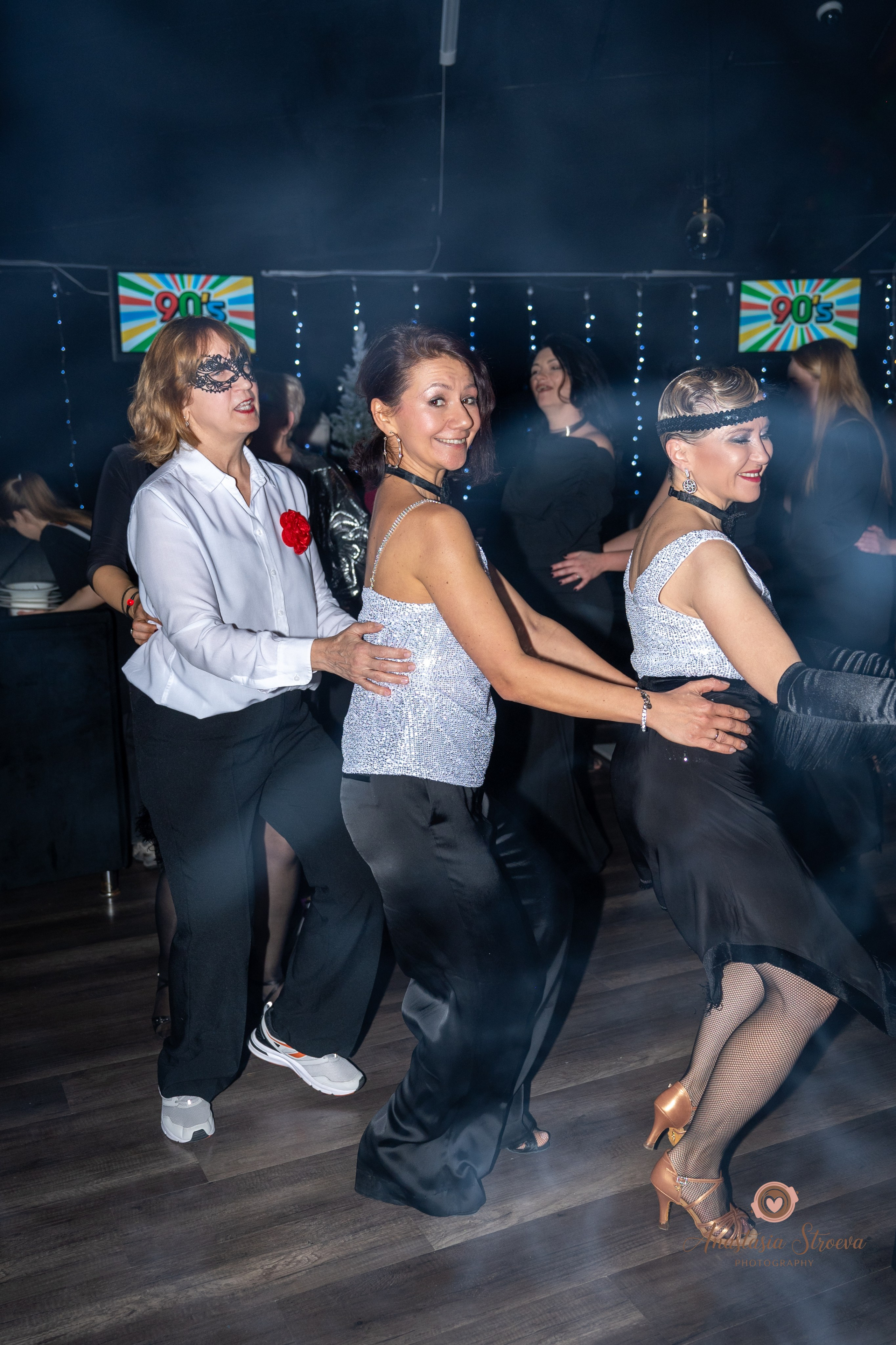 Танцевальное путешествие в 90е. Семейный и детский фотограф в Королеве, Москве и Московской области Строева Анастасия