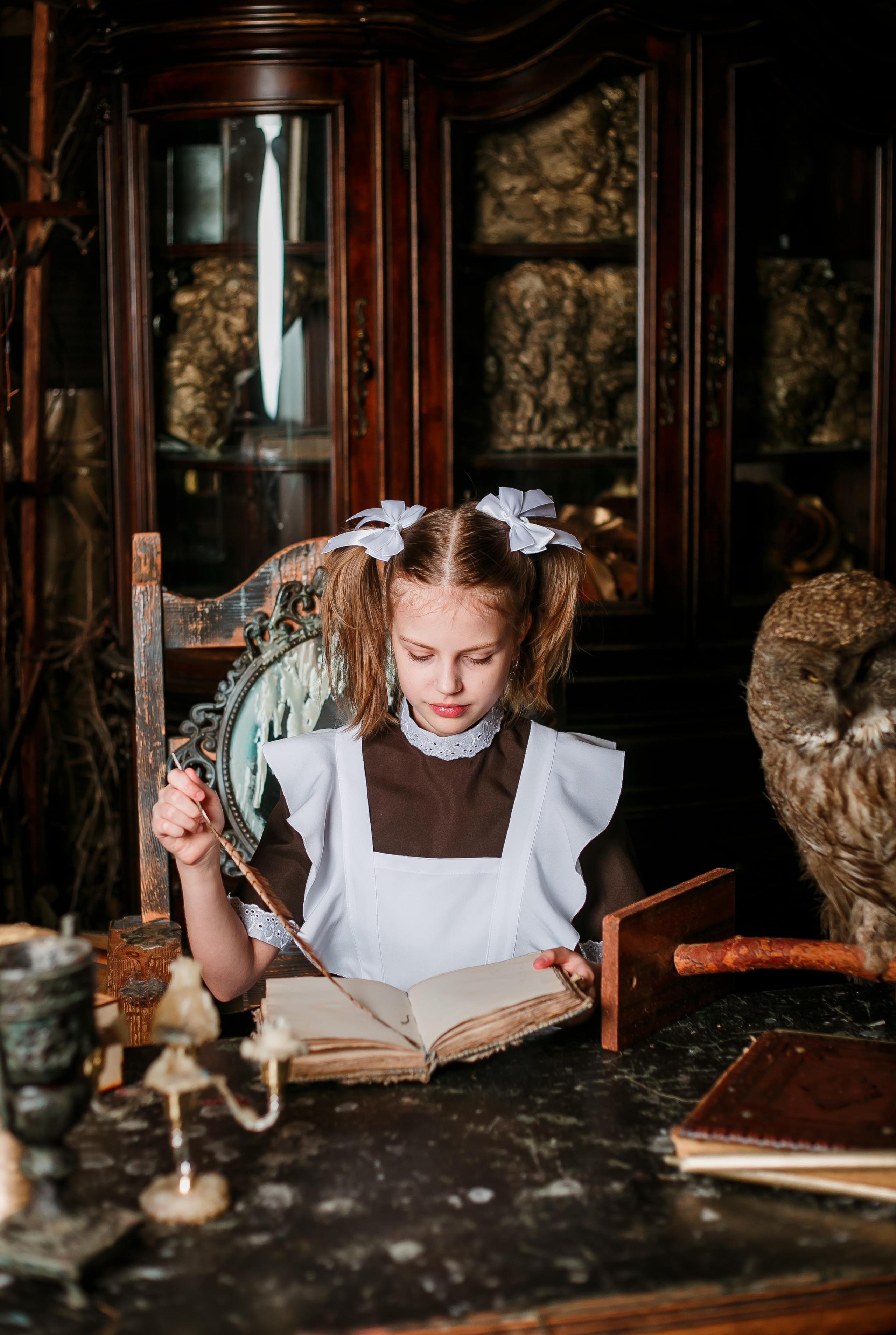 Школа 2022. Модель подросток Кристина Шэр в Москве