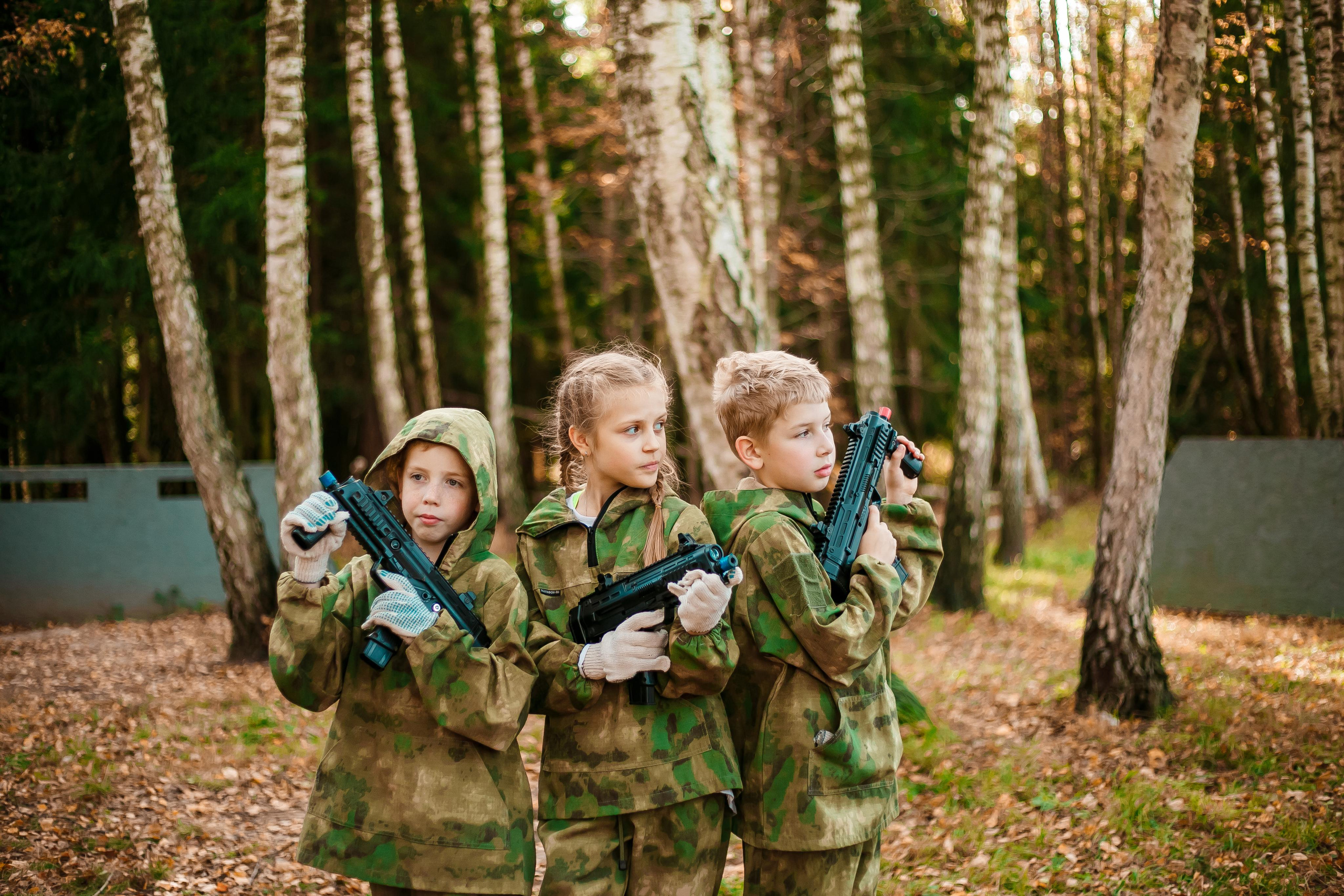 Пейнтбол клуб. Модель подросток Кристина Шэр в Москве