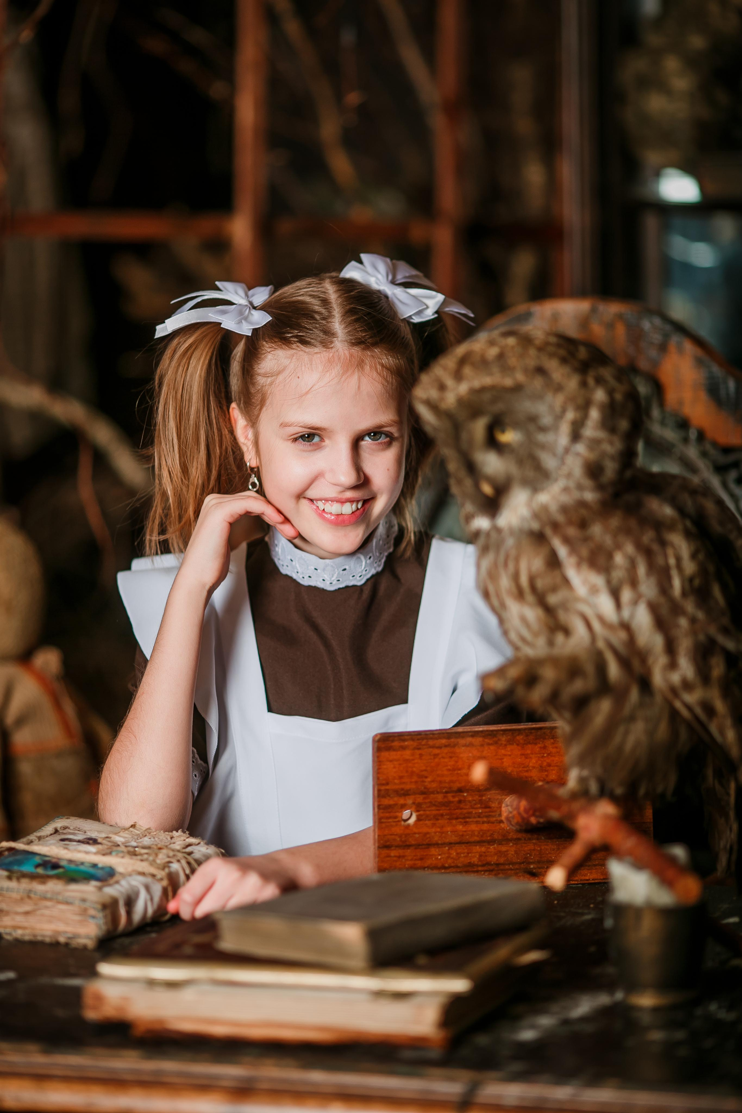 Школа 2022. Модель подросток Кристина Шэр в Москве