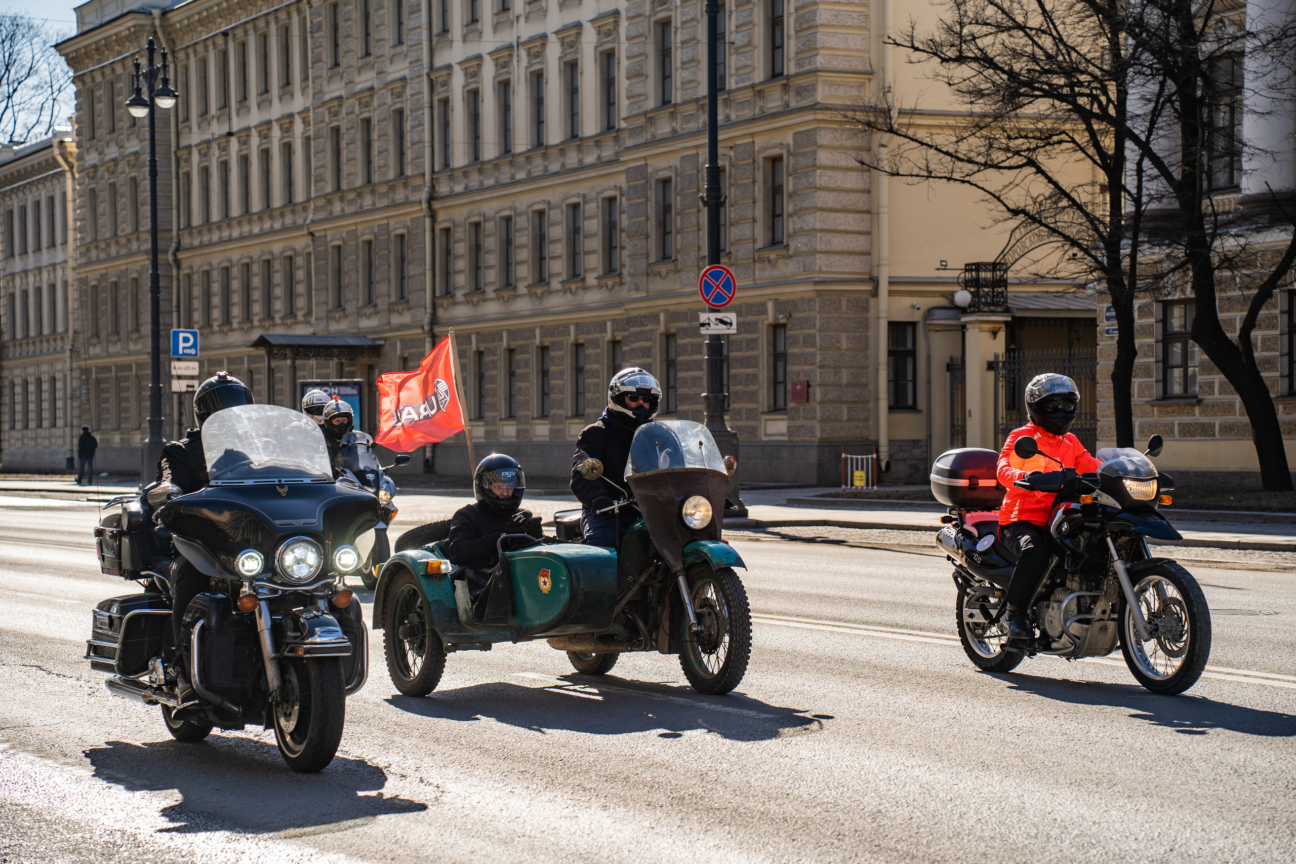 Весенний прохват мотоклуба Normans Riders MC. Концертный и репортажный фотограф в Санкт-Петербурге Слава Пахомов