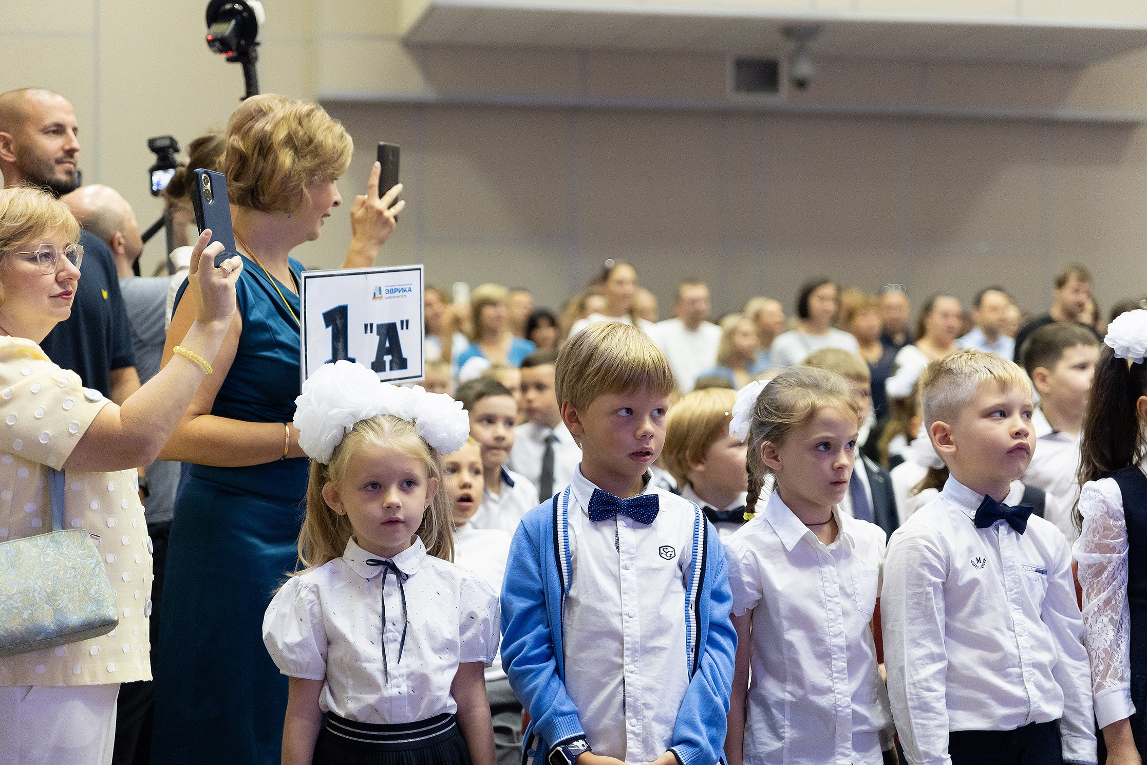 1 Сентября репортаж. Профессиональный Фотограф в Москве Андрей Славнов
