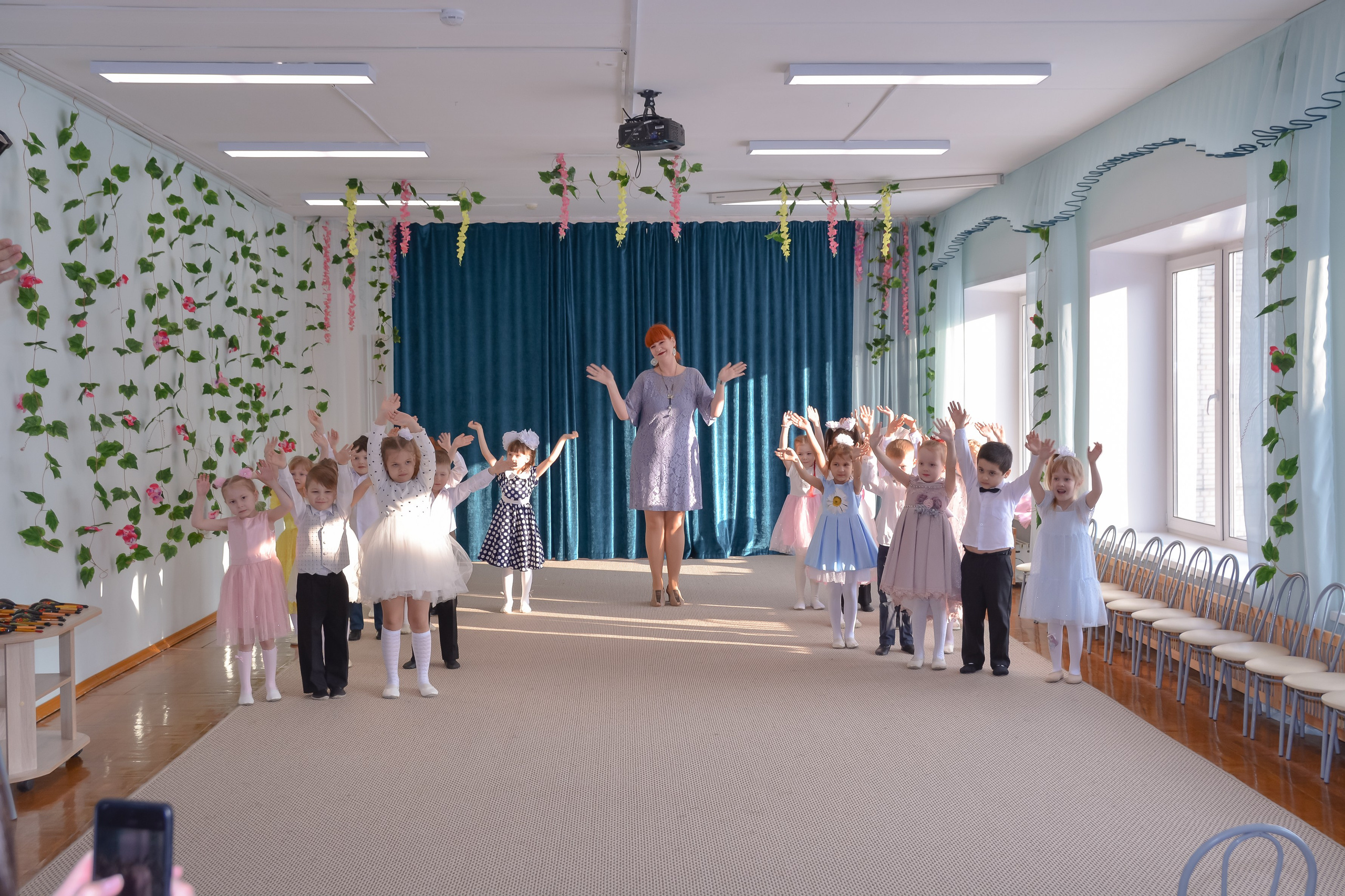 Весенний утренник