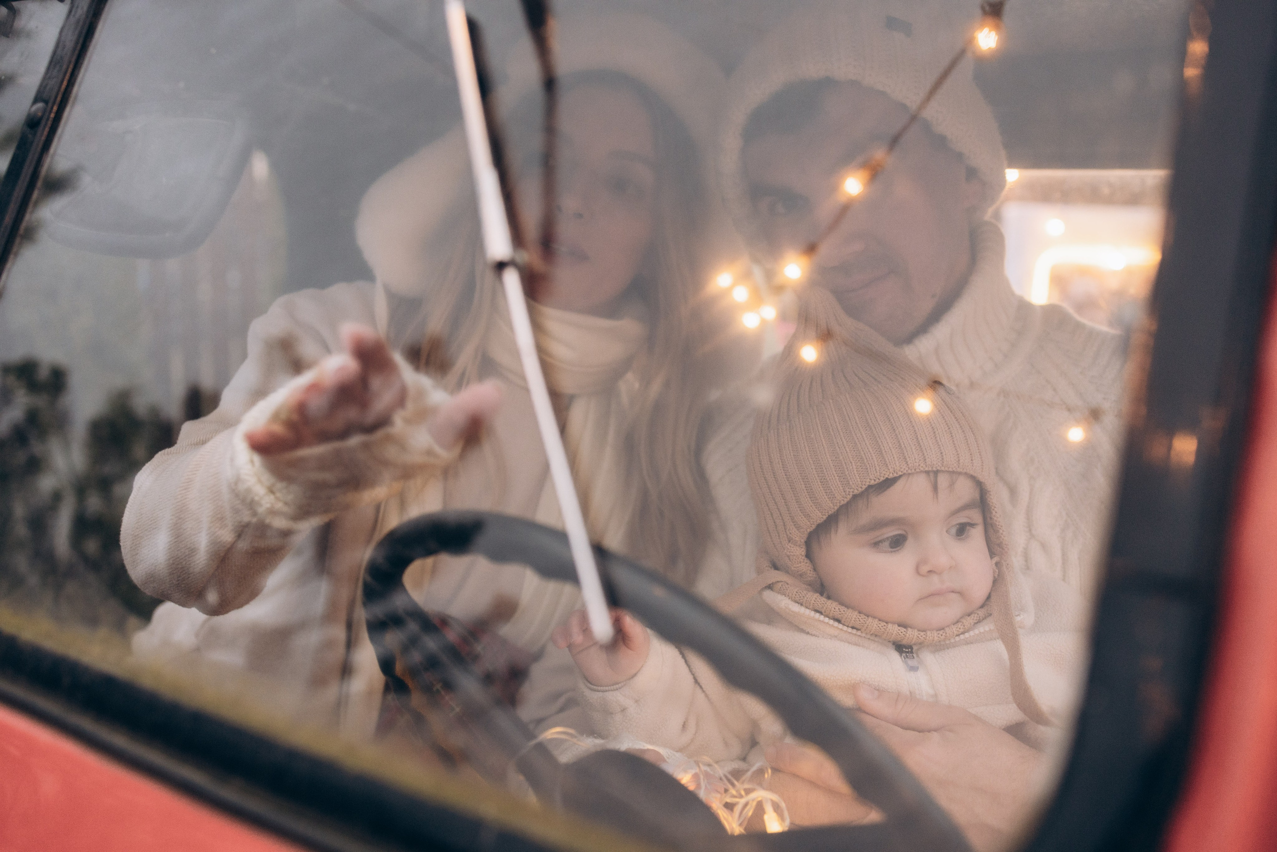 Семейная новогодняя фотосессия в Леона даче. Семейный и детский фотограф в Санкт-Петербурге Павлова Елена