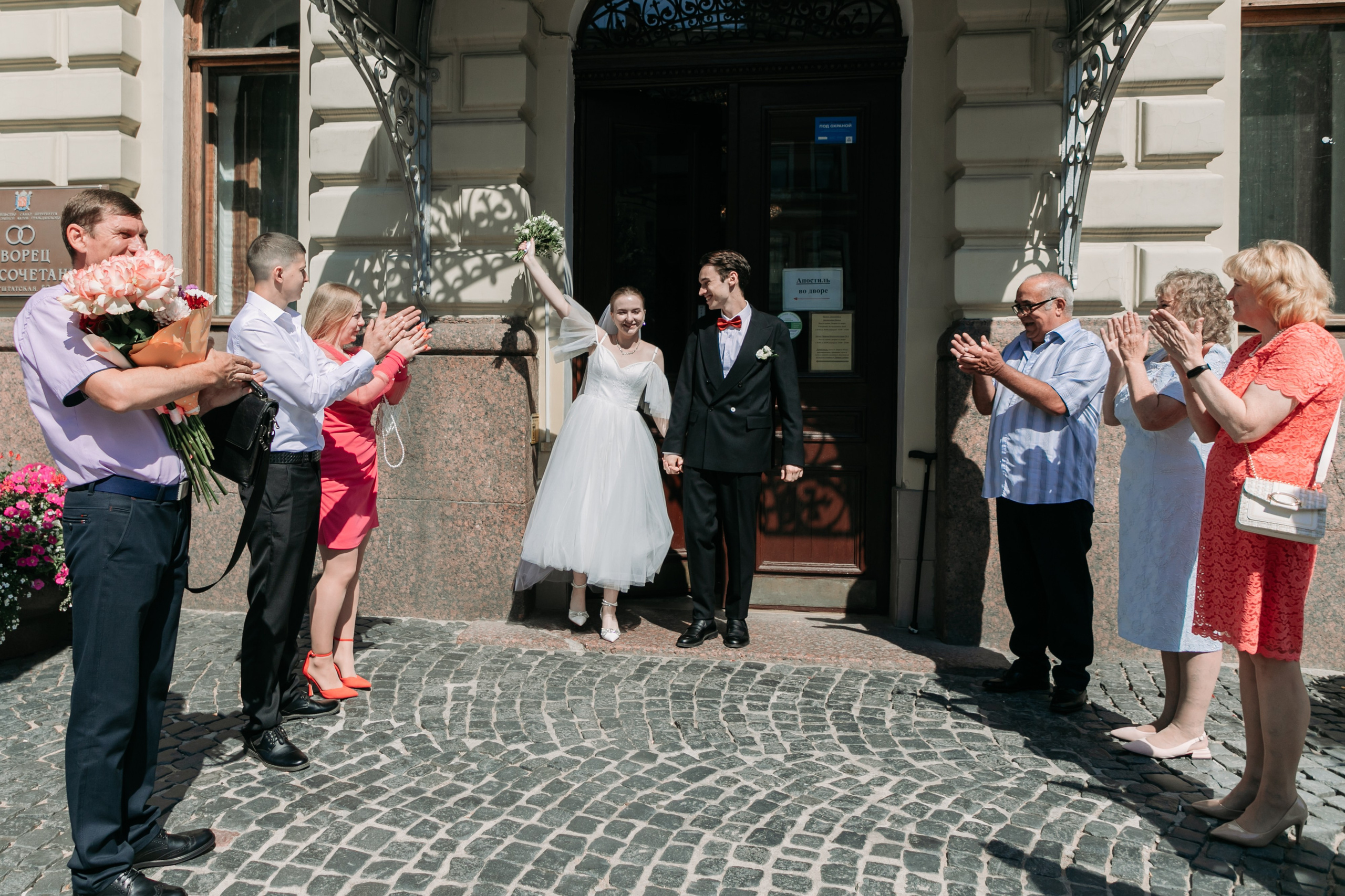 Свадебная регистрация 2 дворец бракосочетания СПб. Фотограф крещение венчание в Петербурге! Помогает подобрать храм и посоветовал душевного батюшку в СПб