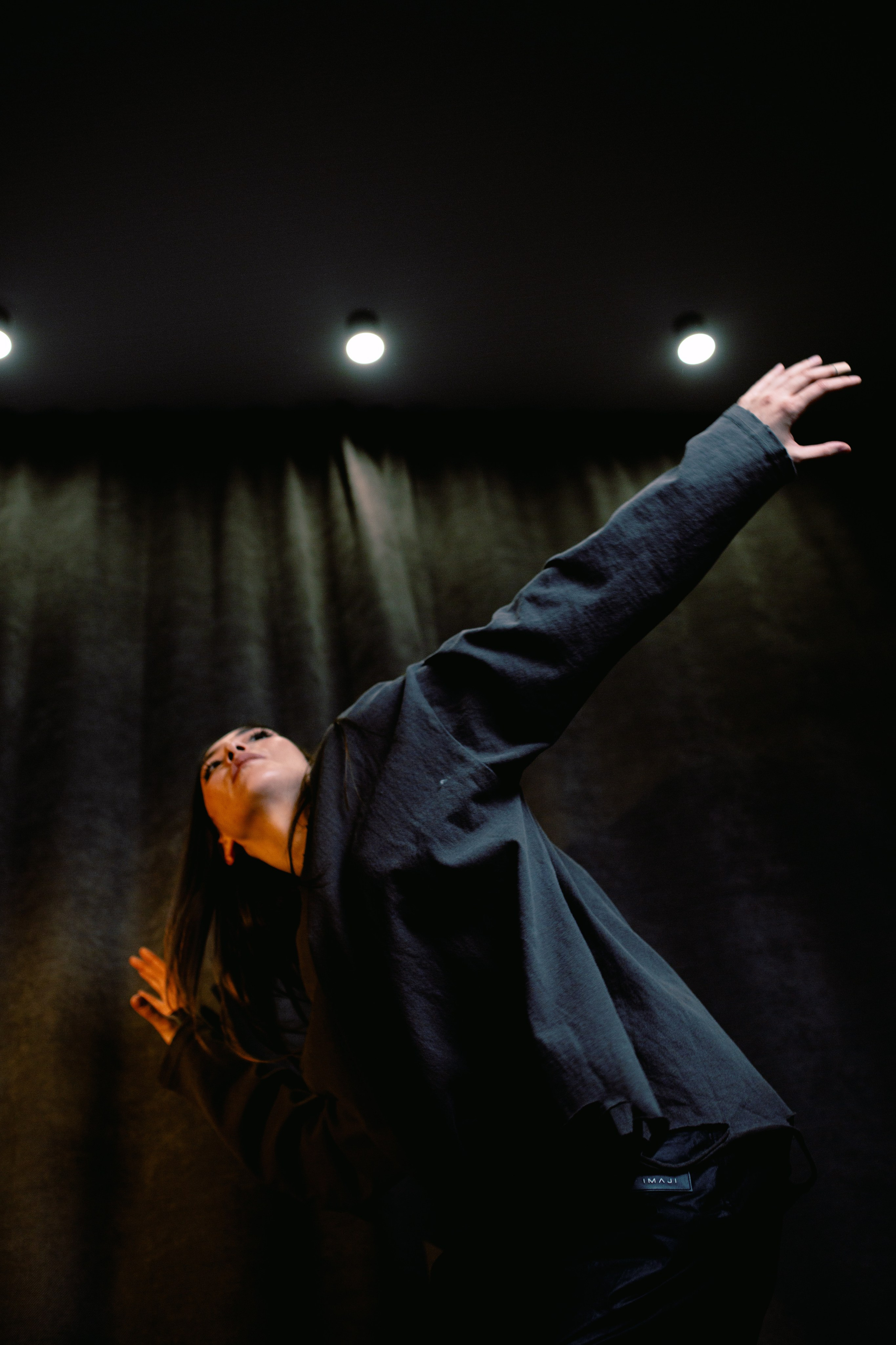 Танцуй. Дома. Танцуй. Арт-фотограф Крис Л. в Тобольске: портрет, семейные, свадьбы