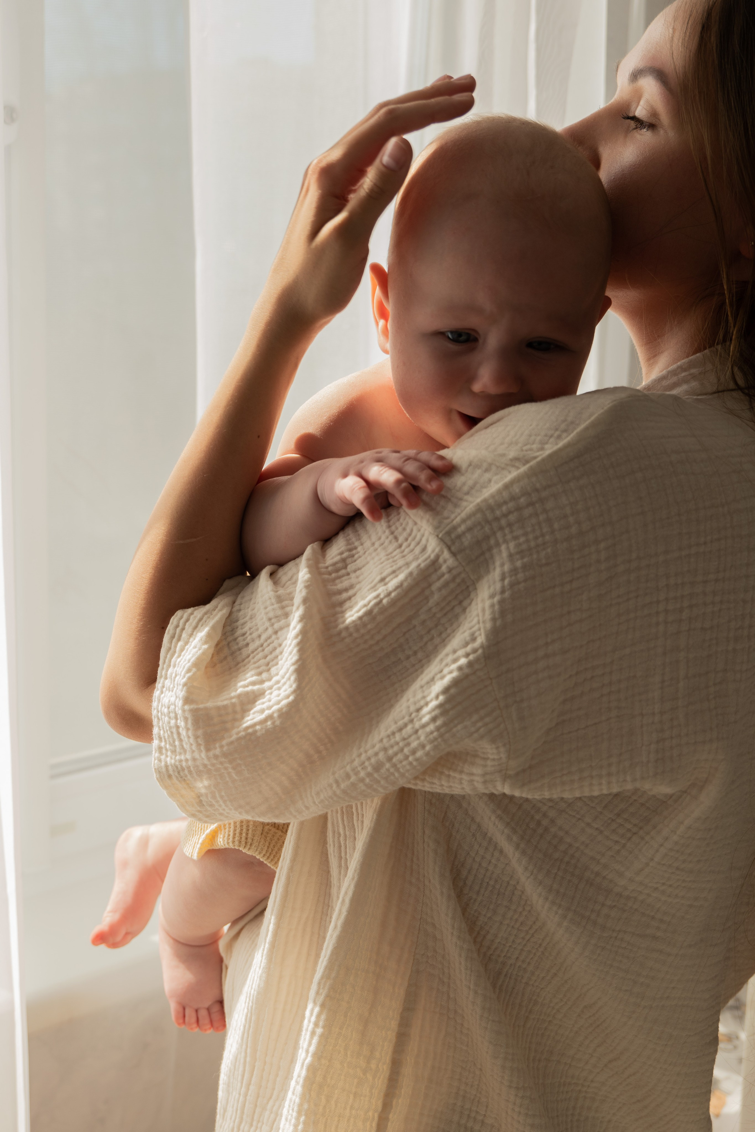 Мама и малыш (5 месяцев). Фотограф видеограф Ольга Василевская