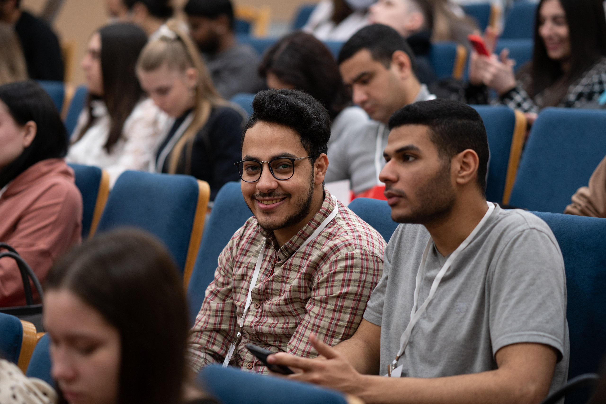 Научно-практическая конференция. Творческий и репортажный фотограф в Москве Клим Долгов