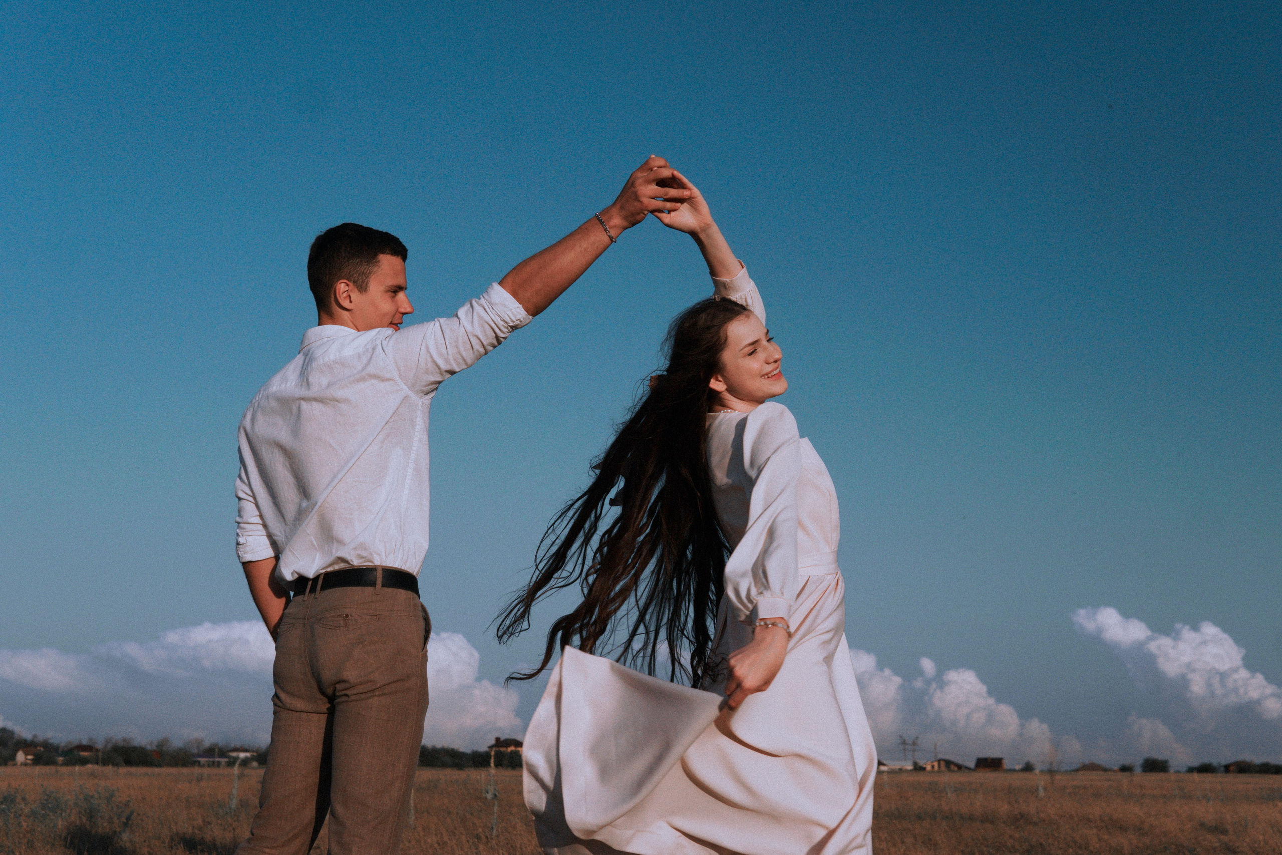 Love story в Ростове-на-Дону за городом. Никита и Виолетта. Фотограф в Ростове-на-Дону Марина Мальцева