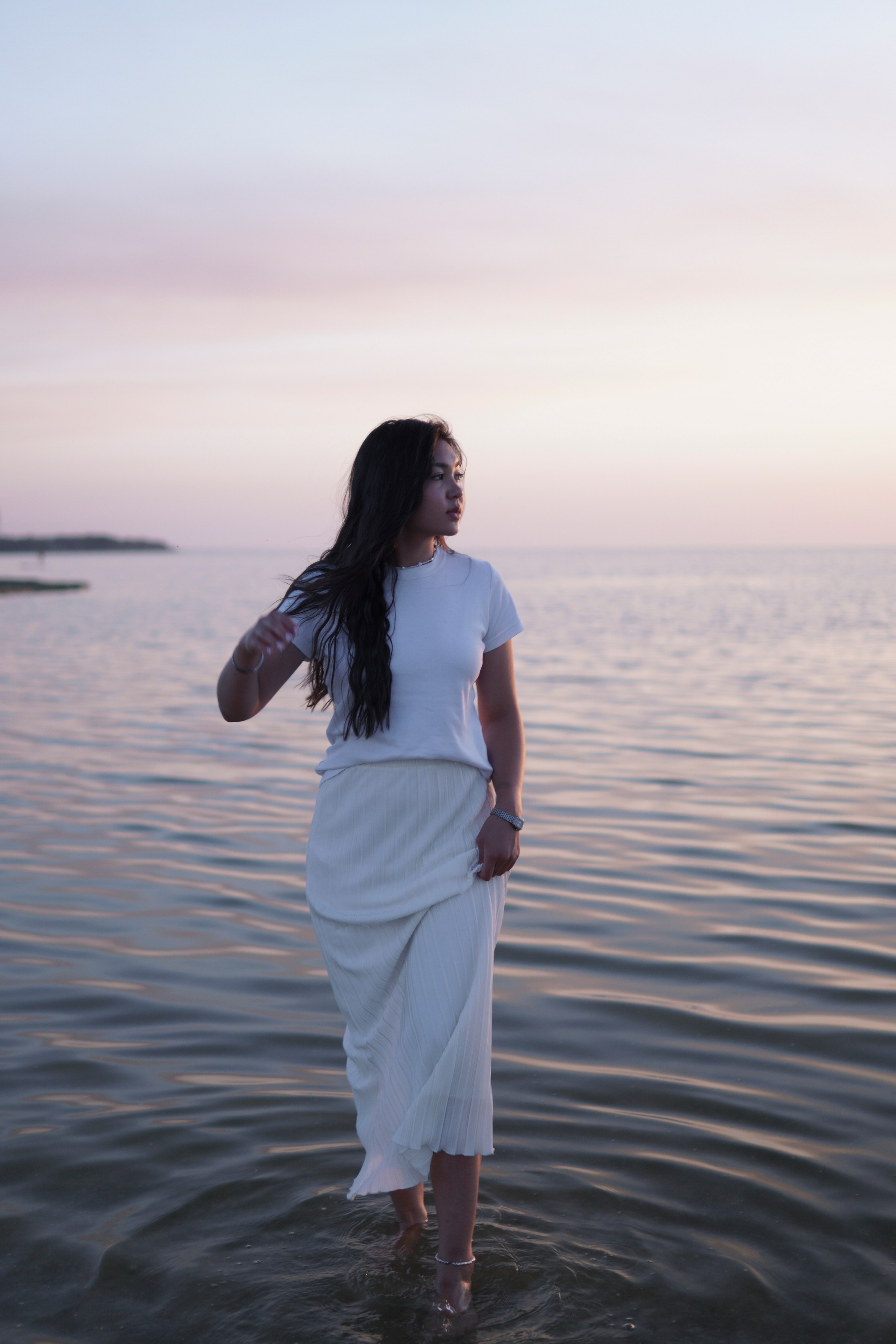 Сестры у моря в Ростове-на-Дону. Фотосессия за городом. Фотограф в Ростове-на-Дону Марина Мальцева