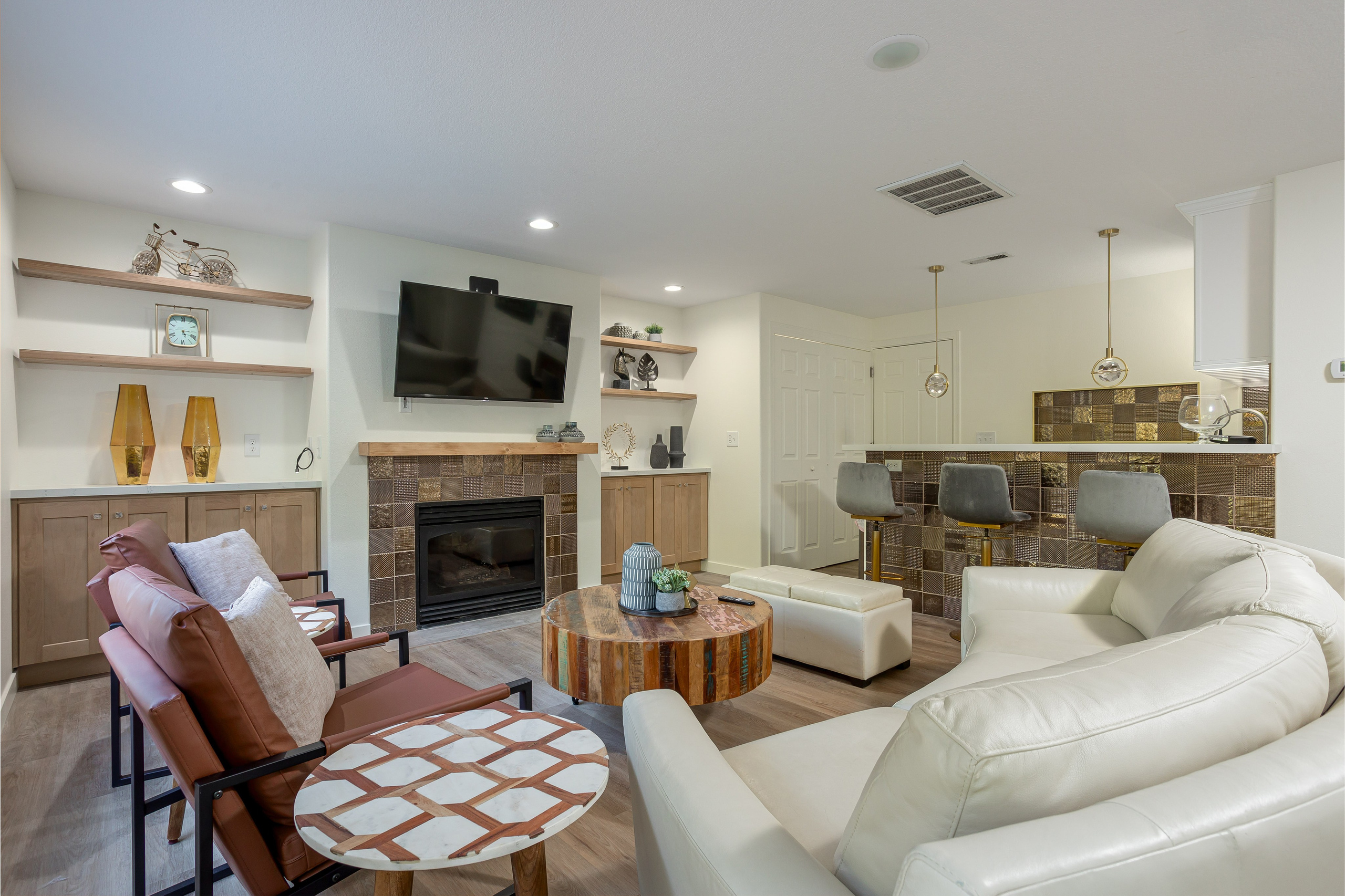 Interior photographer Vitalii in Portland and Vancouver