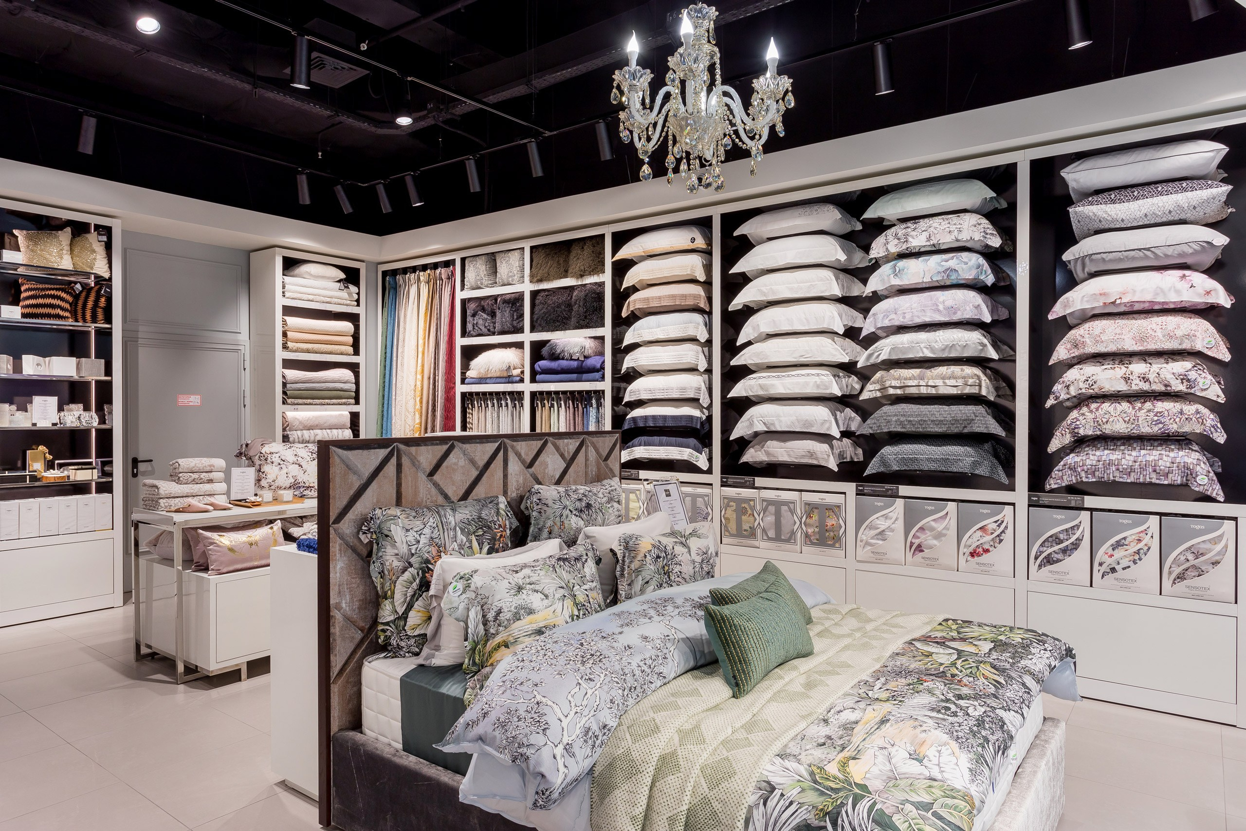 Shops. Interior photographer Vitalii in Portland and Vancouver