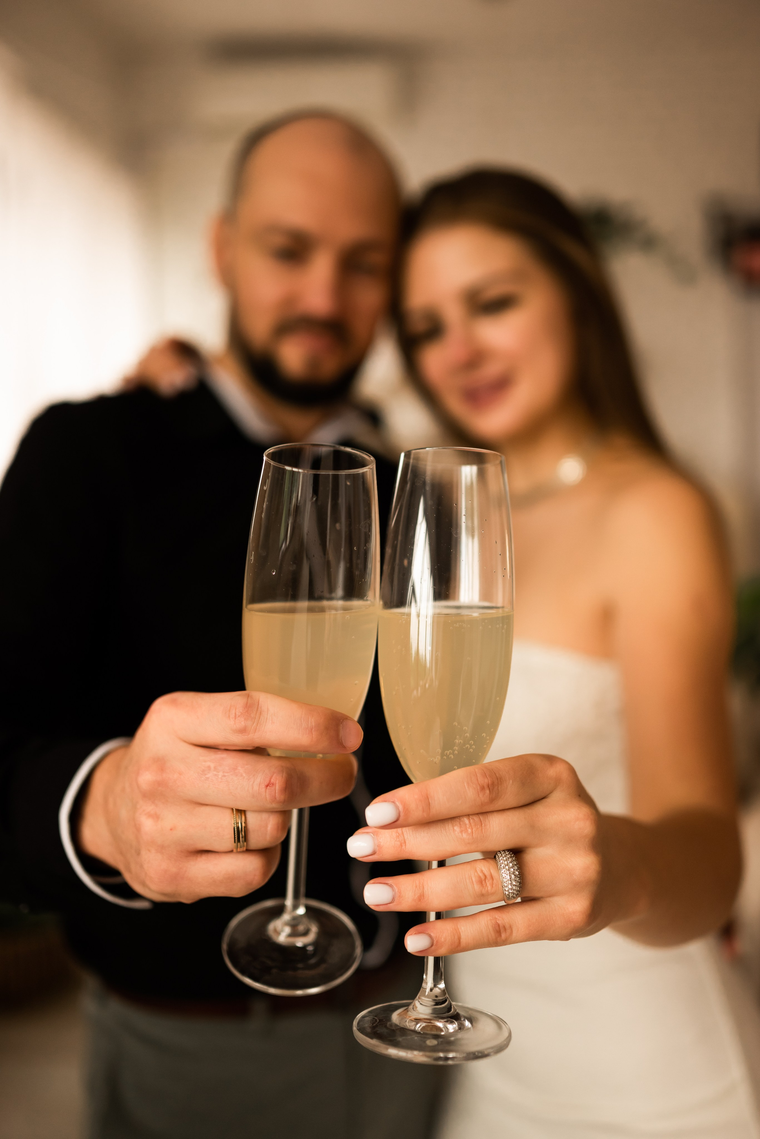 Камерная свадьба в ЗАГСе Текстильщики и в студии. Фотограф Ксения Огородова портфолио