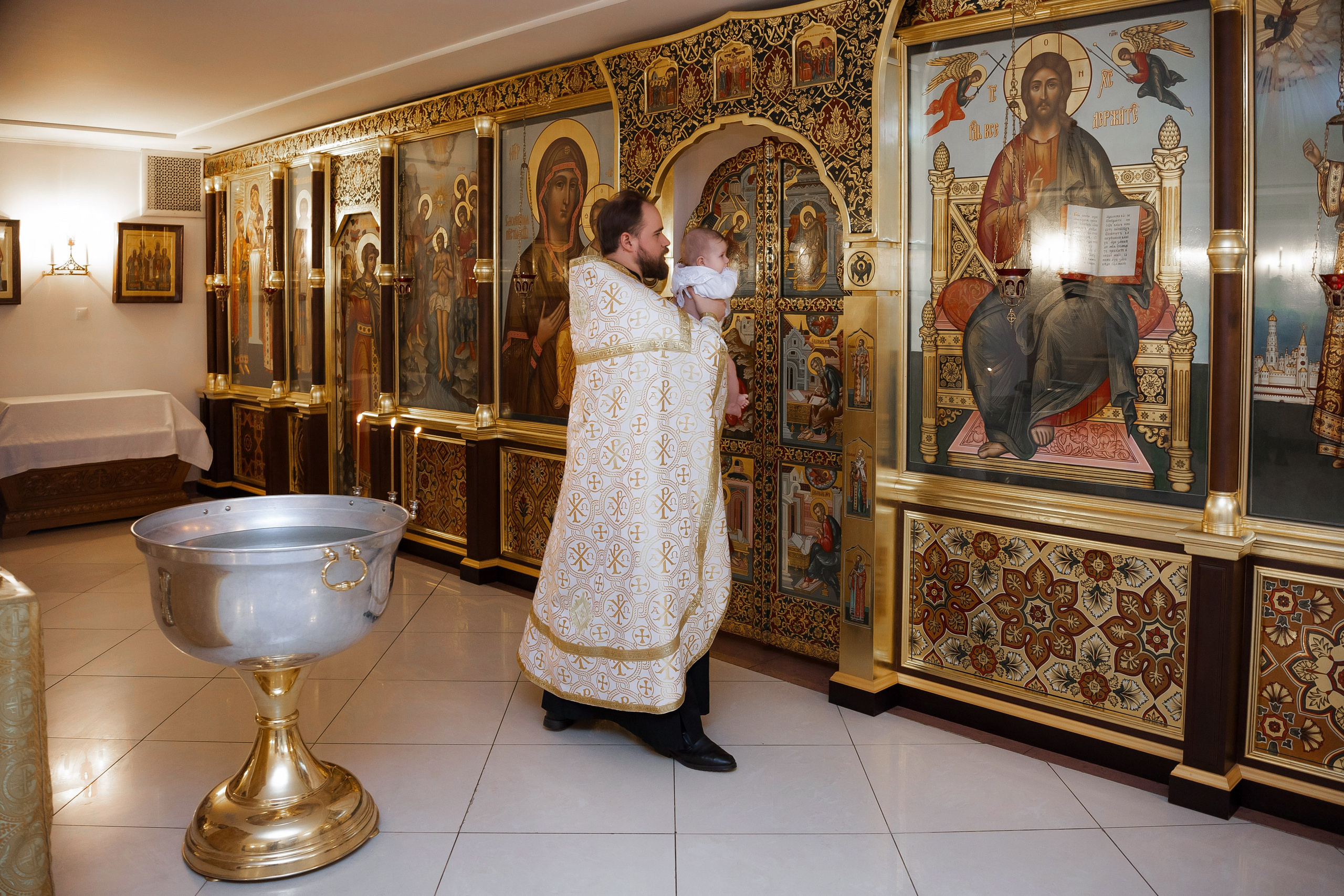 Крещение Андрея. Семейный и детский фотограф в Москве Александра Мак