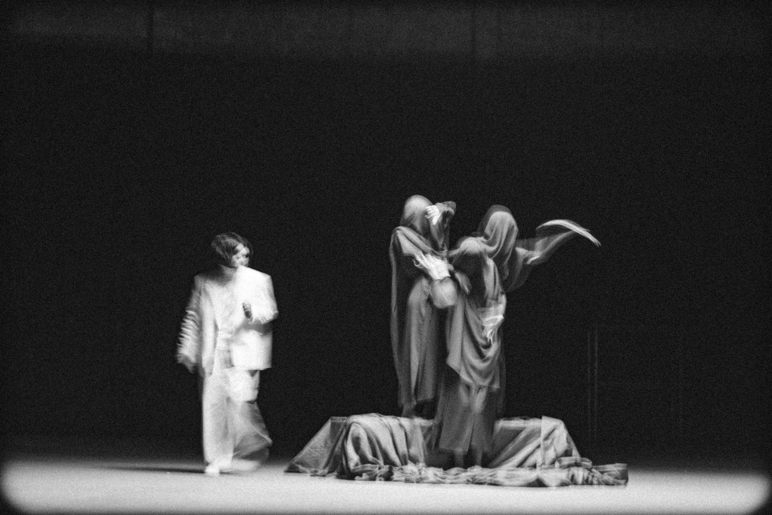 Бэкстеджи. Фотограф Егор Огородов