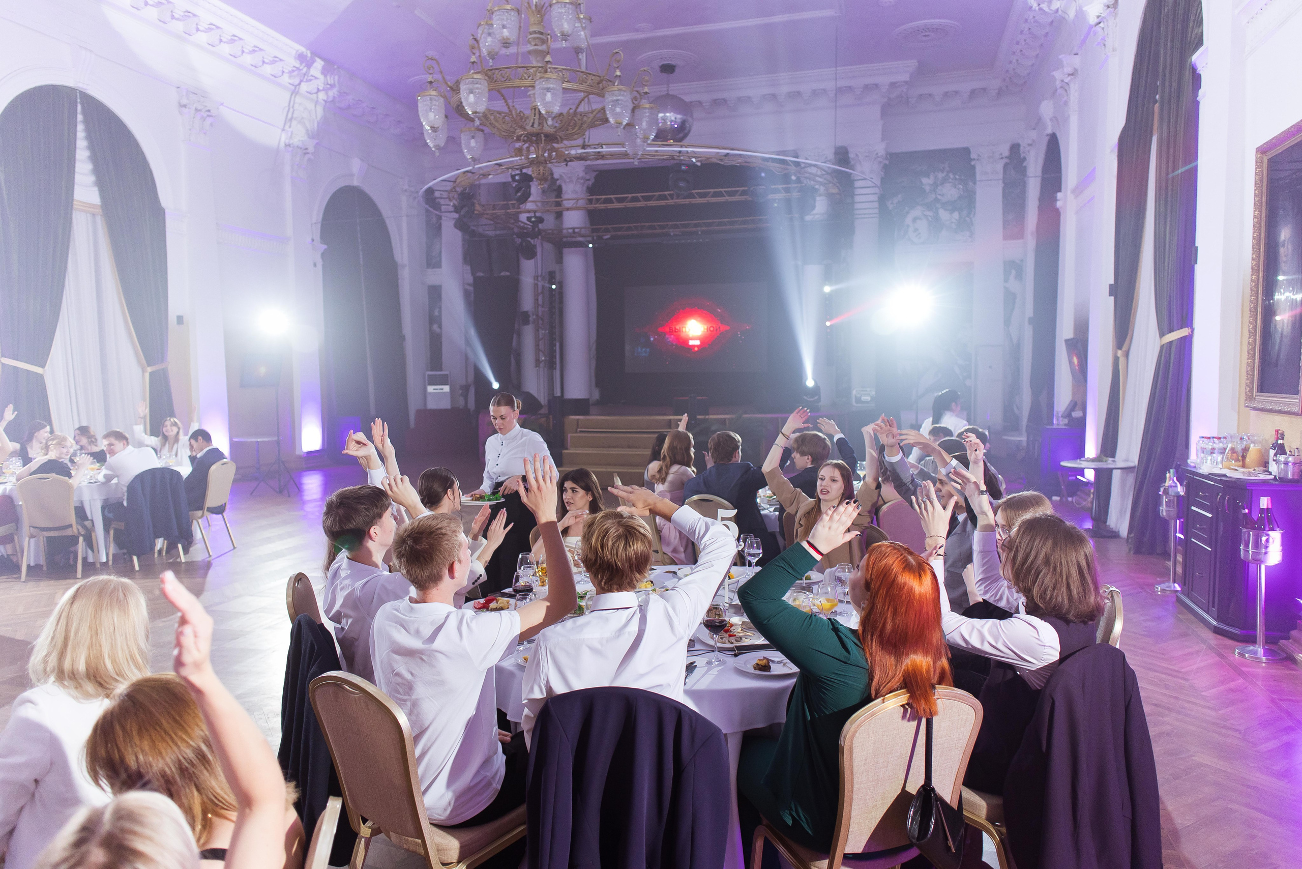 Выпускные 9-11 классы. Свадебный и семейный фотограф Яна Стражева. Волгоград, Москва