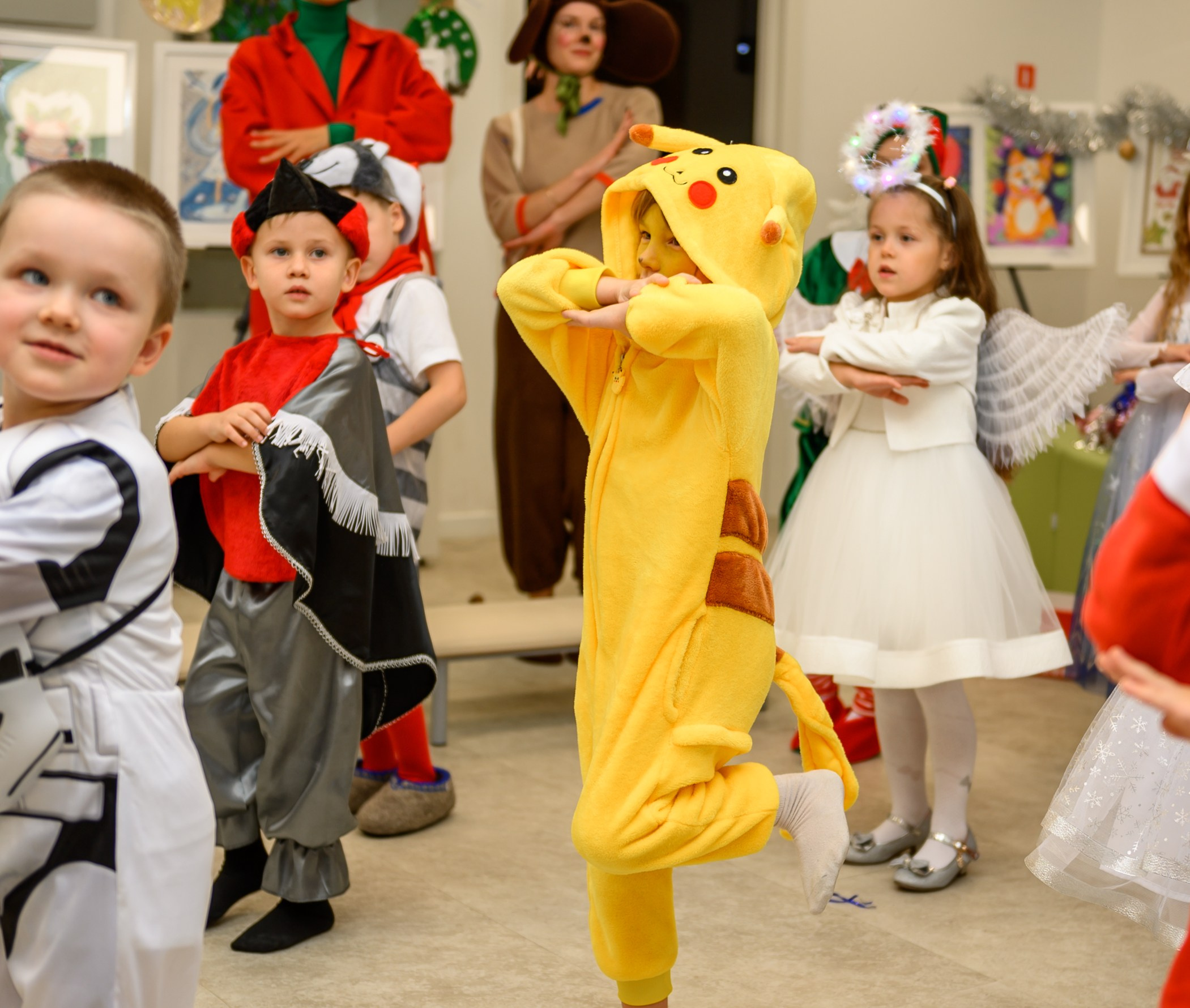 Елка 2025 садик Мантера. Свадебный и семейный фотограф София Невская