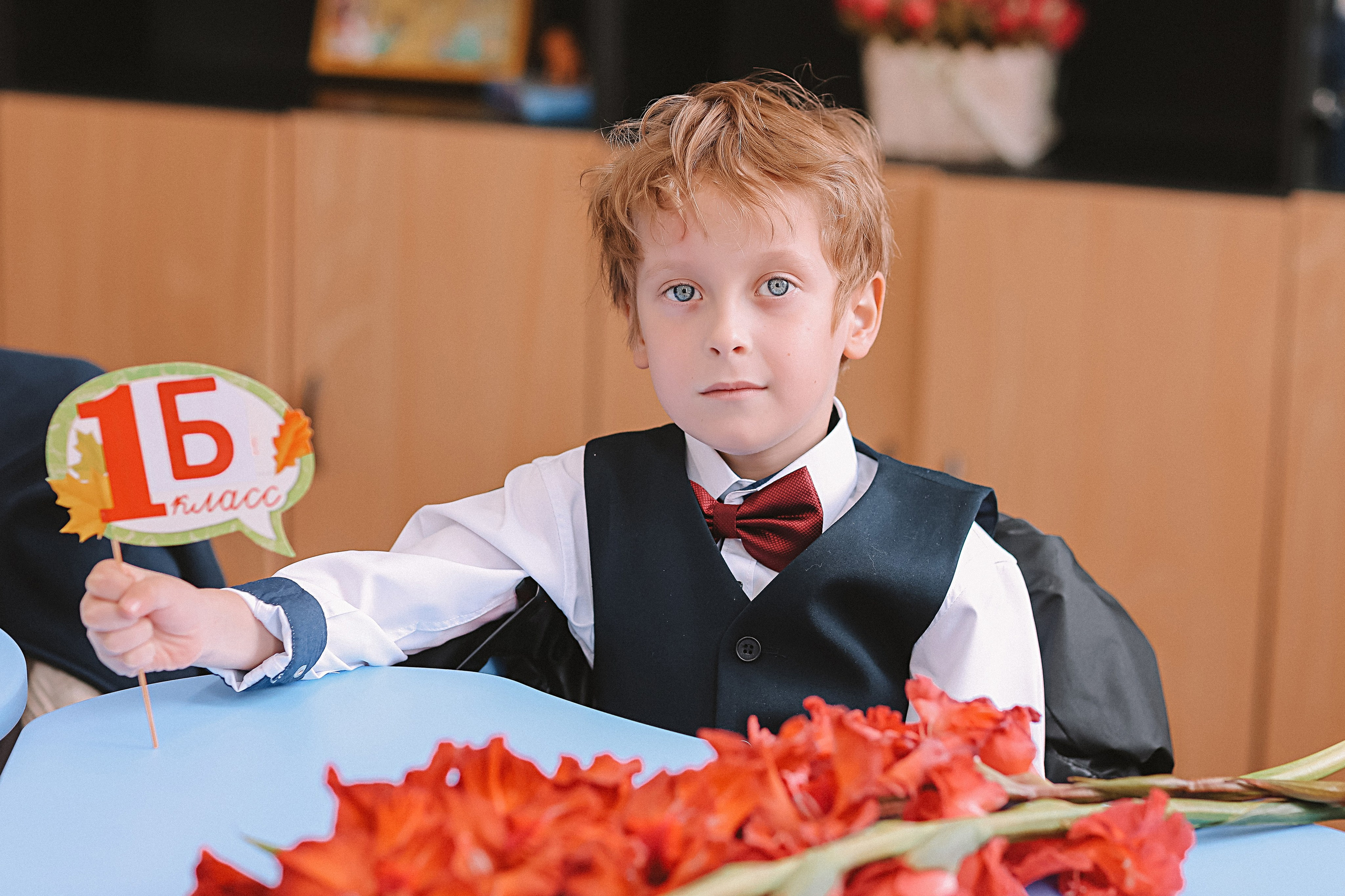 1 сентября линейка+кл час+портреты. Семейный фотограф Тюмень, фотограф на роды Салмина Мария