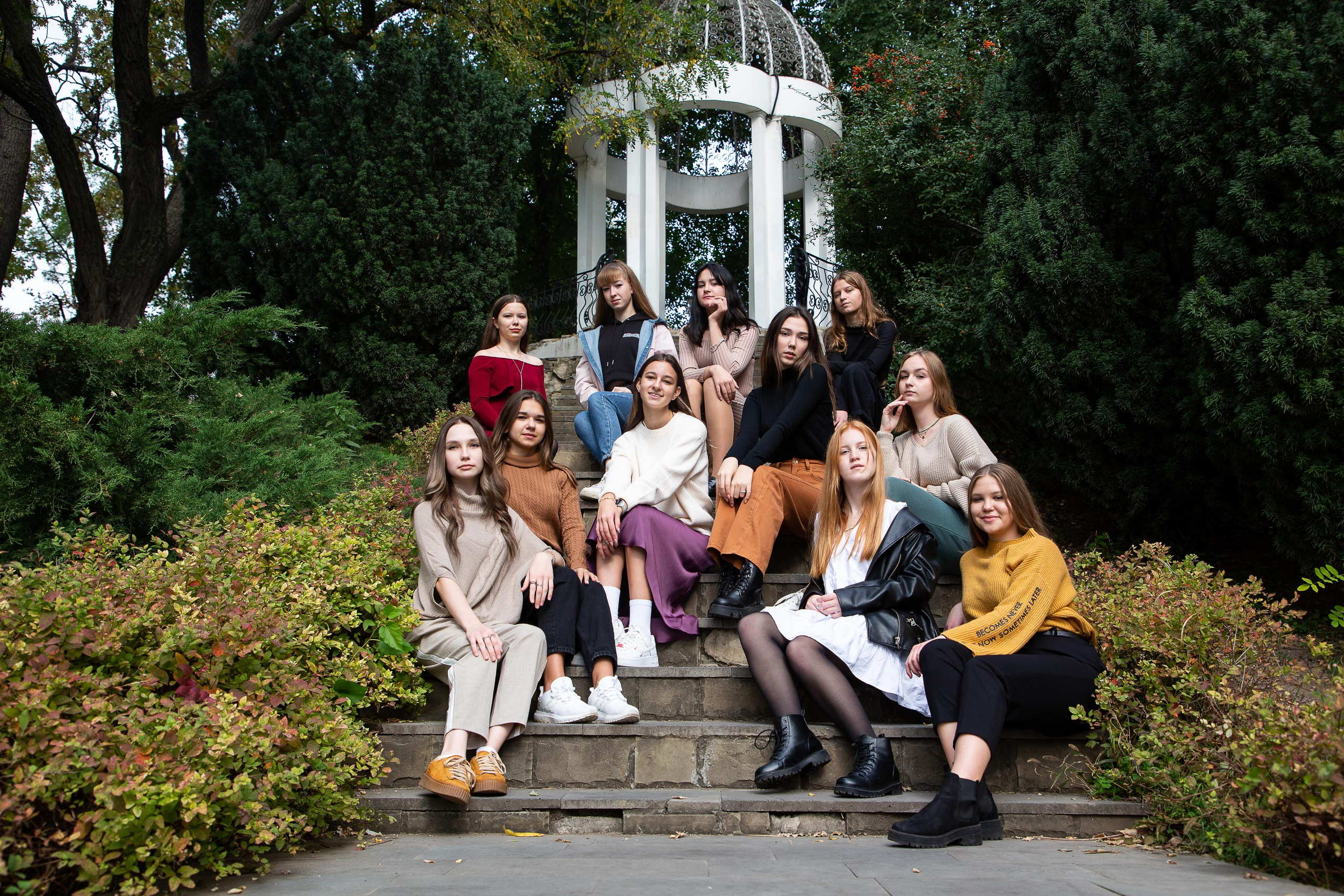 Фотосессии учеников старших классов. Детский школьный и семейный фотограф в Краснодаре