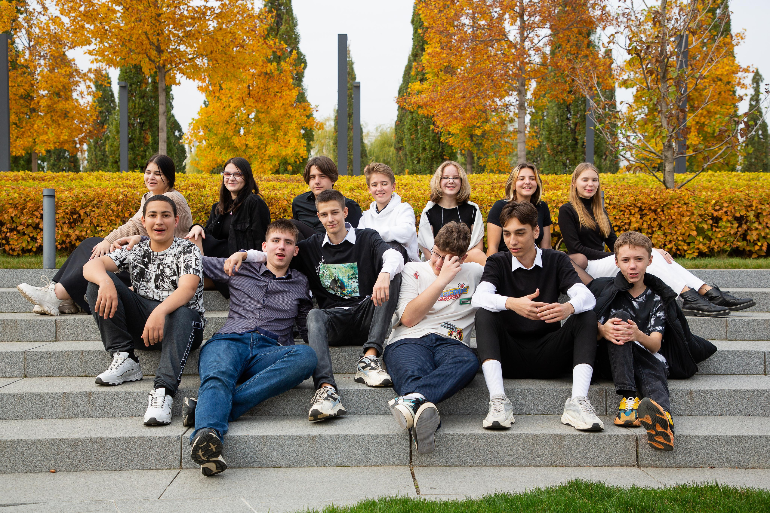 Фотосессии учеников старших классов. Детский школьный и семейный фотограф в Краснодаре