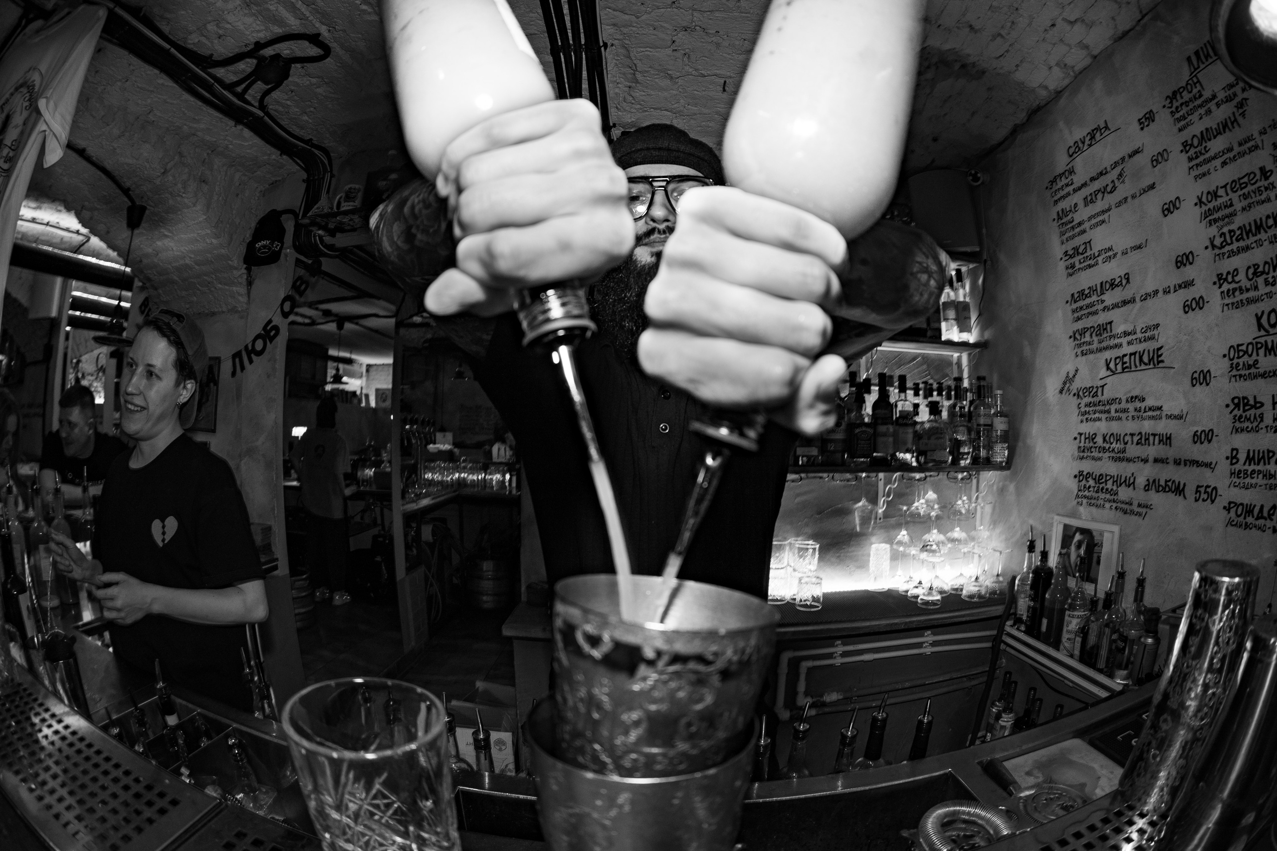 Гостевая смена Бара разбитых сердец в баре Обормоты. Концертный и репортажный фотограф в Санкт-Петербурге Слава Пахомов