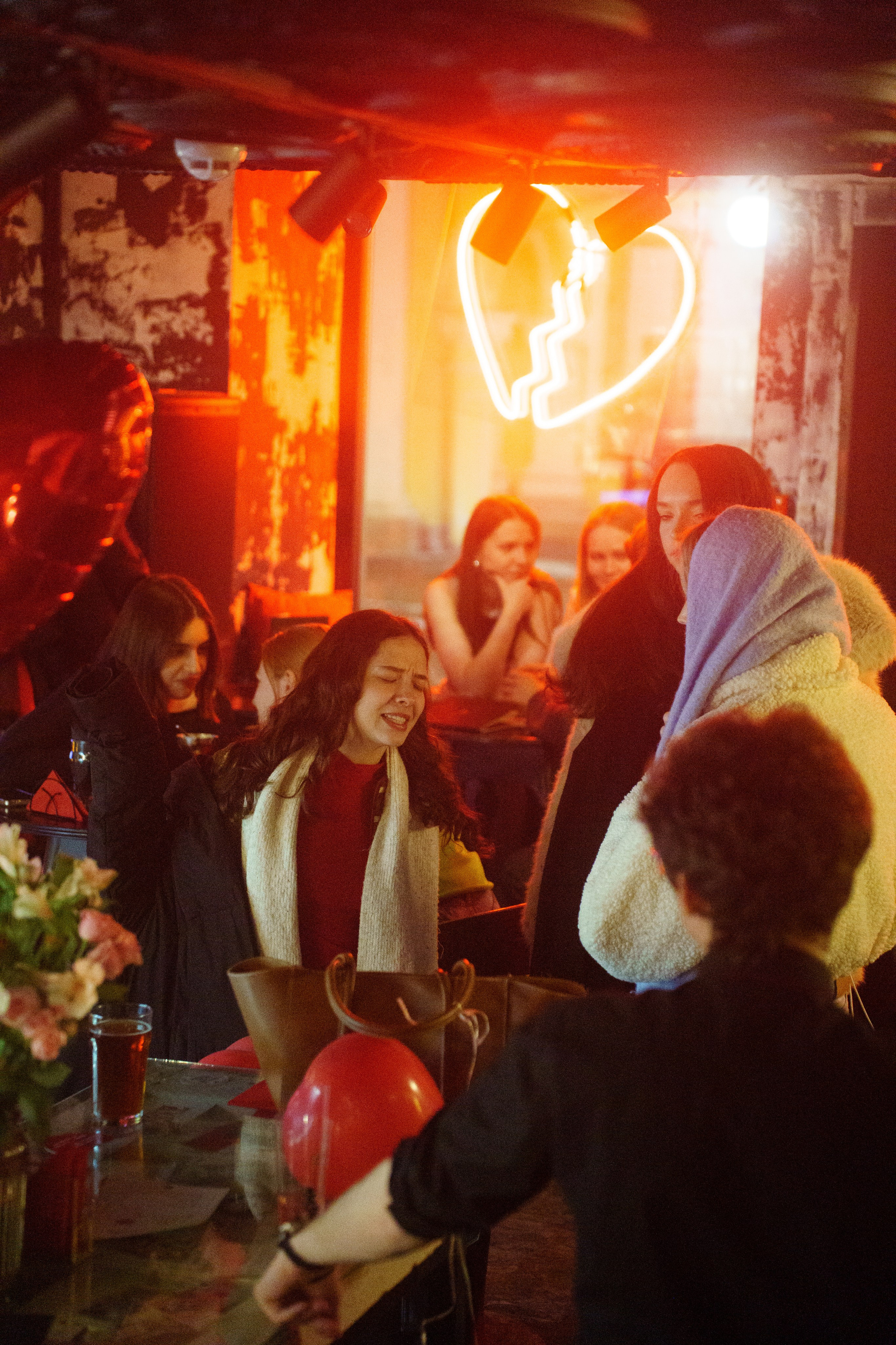 День святого Валентина в Баре разбитых сердец. Концертный и репортажный фотограф в Санкт-Петербурге Слава Пахомов
