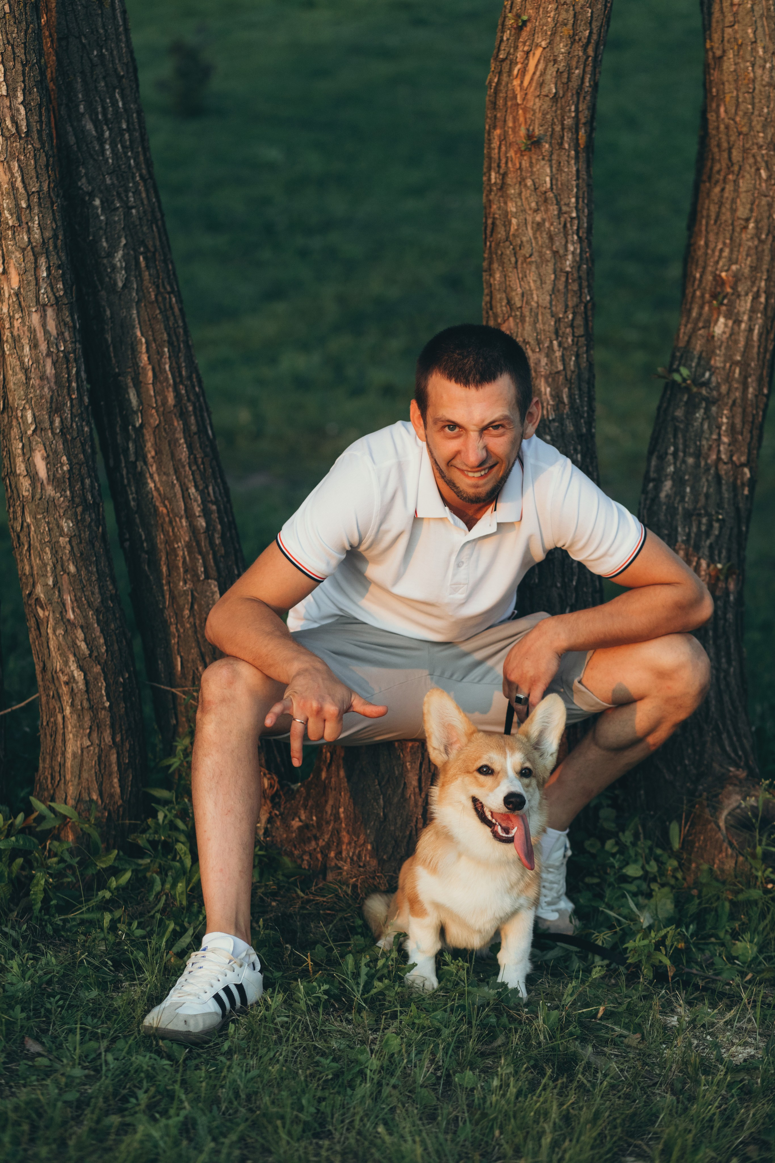 4 лапы, 2 пары ног и одно сердечко на троих ❤. Фотограф Анастасия Романова Рязань