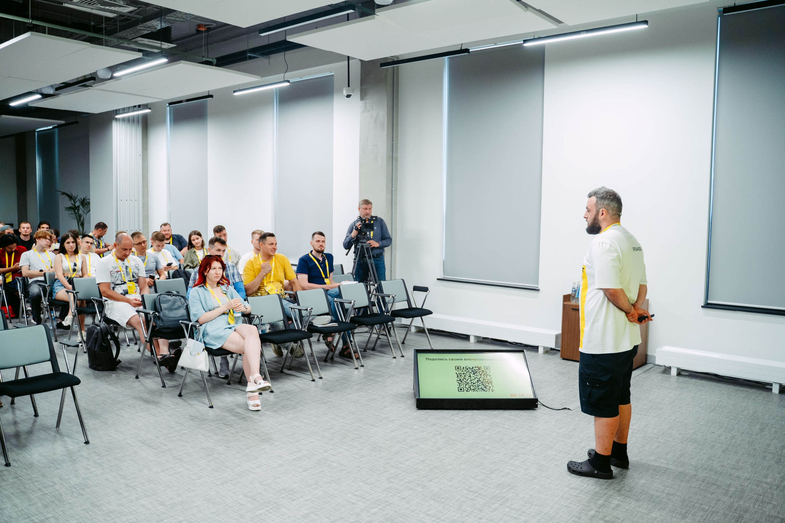 Тинькофф. ИТ-фест / 2023. Саша Копылов, фотограф в Казани