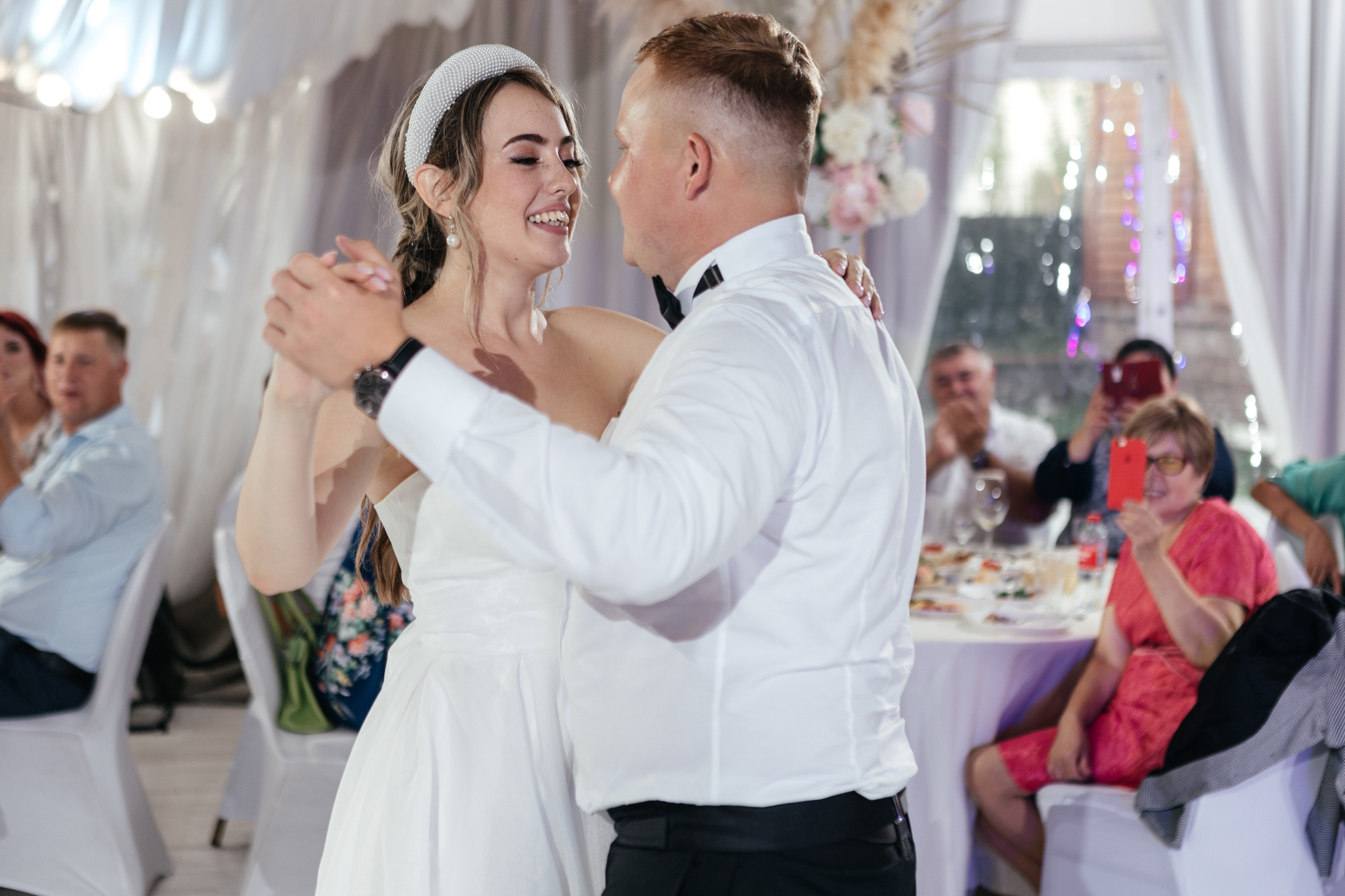 Свадебный фотограф Уфа — Руслан ГабдлисламовЖивые эмоции, красивые кадры, воспоминания на всю жизнь.Работаю по всей Республике Башкортоста. Свадебный фотограф Уфа Руслан Габдлисламов