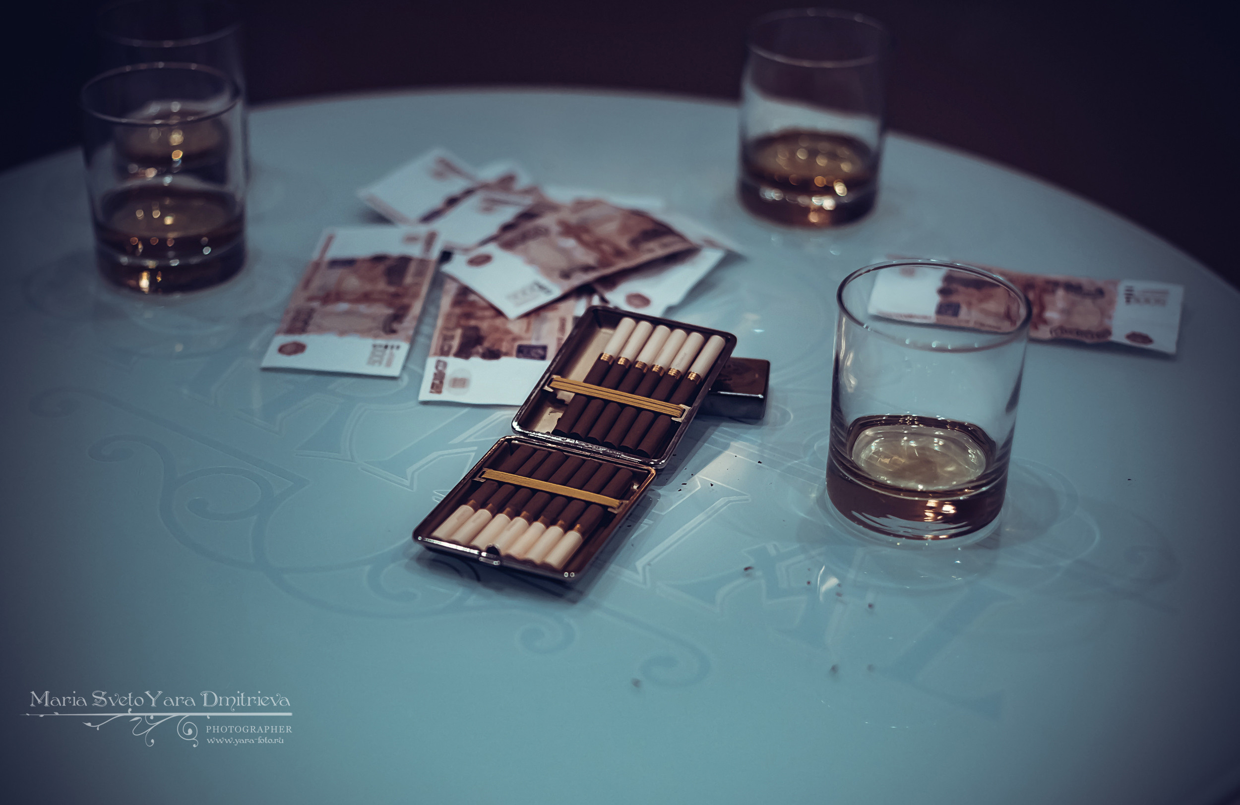 Сигареты 🔹 Виски 🔹 Карты 🔹 Фишки ❖ сага о Пепельных Братьях. Фотограф в Симферополе и Крыму — Мария СветоЯра Дмитриева | Индивидуальные и семейные съёмки