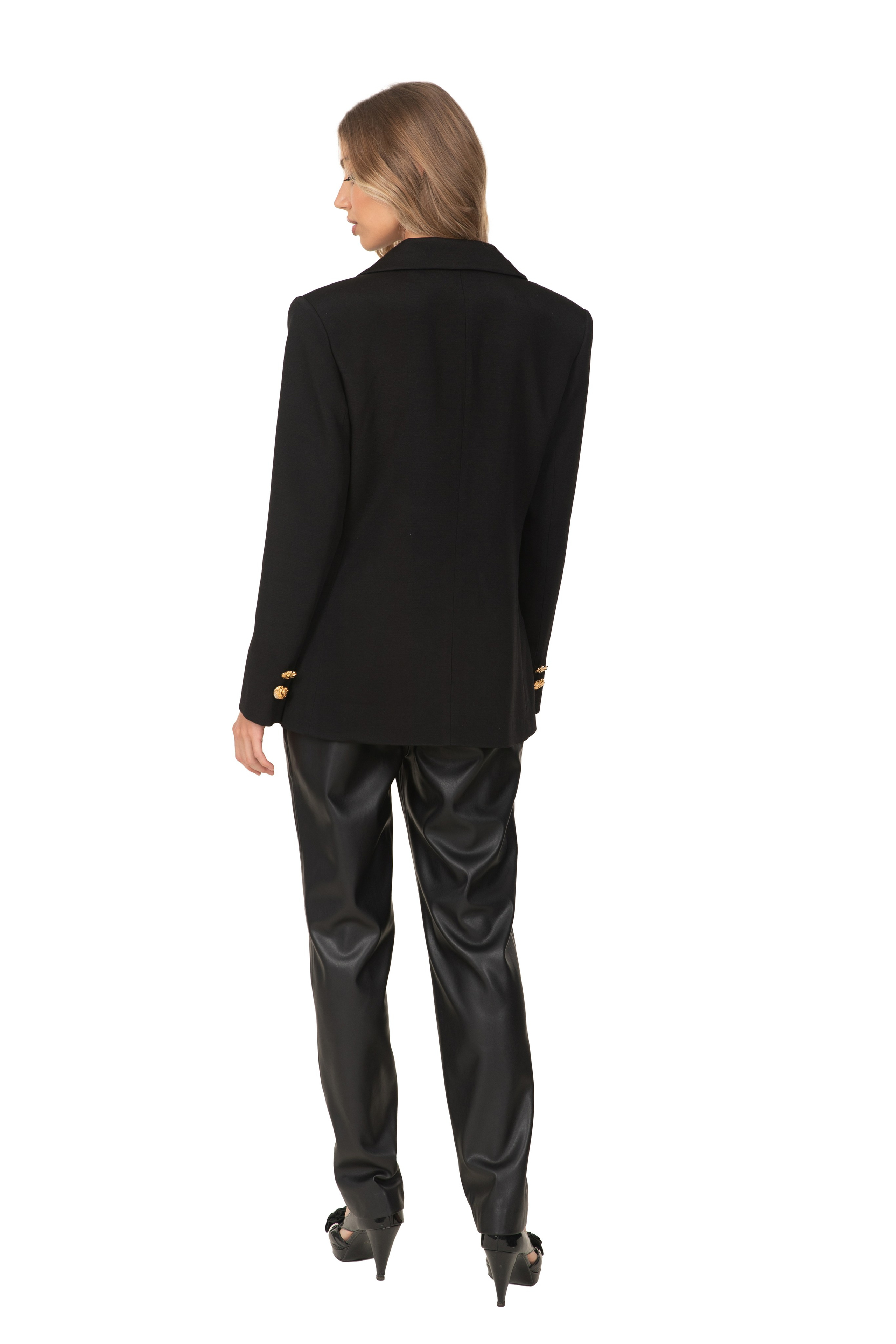 Фотосъемка каталога одежды для маркетплейсов в Минске. Профессиональный фотограф Анастасия Кохно