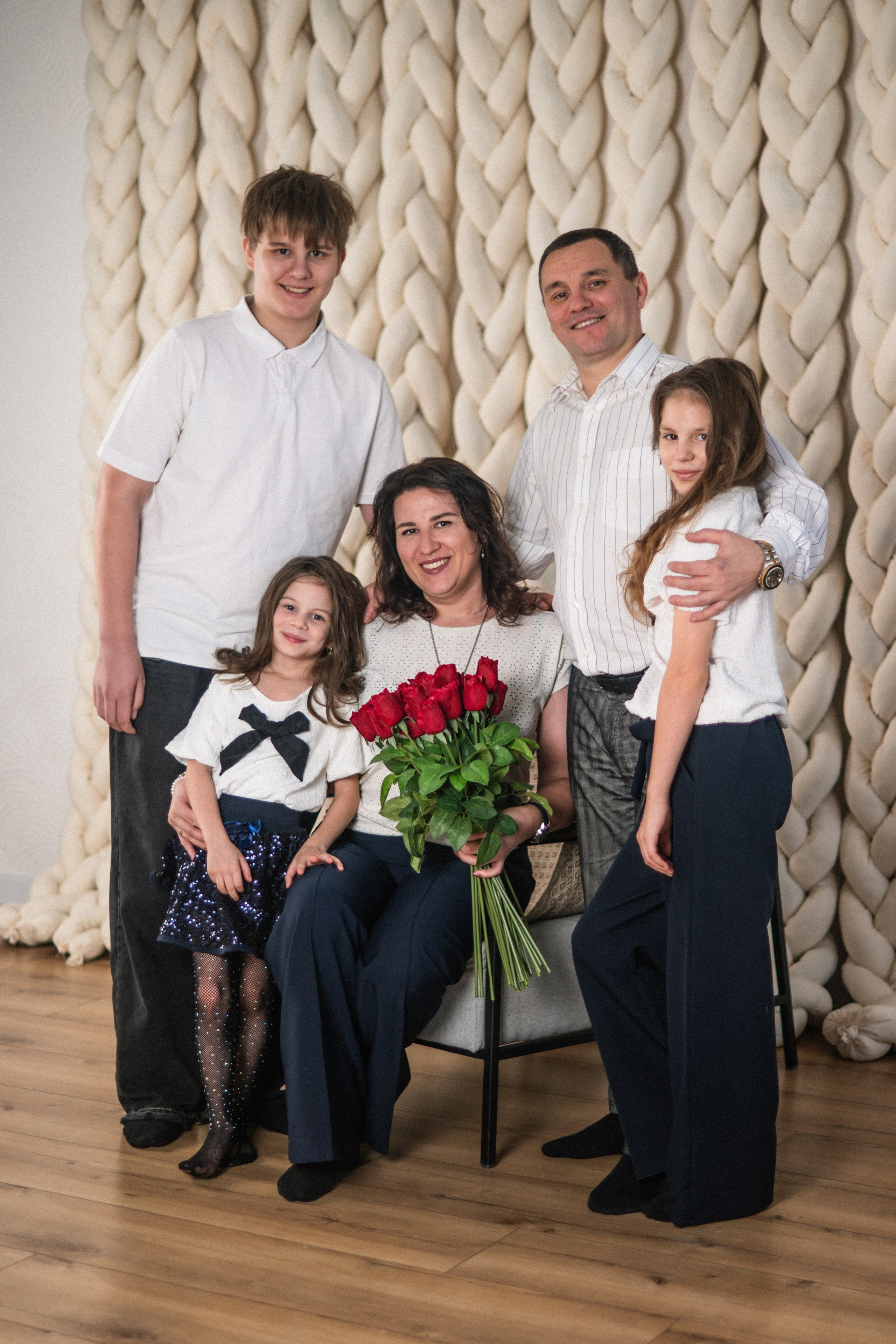 Семейная Фотосессия. Я Ольга Казанцева, фотографирую снимаю ваши киноистории и печатаю фото и цифровые портреты на холсте