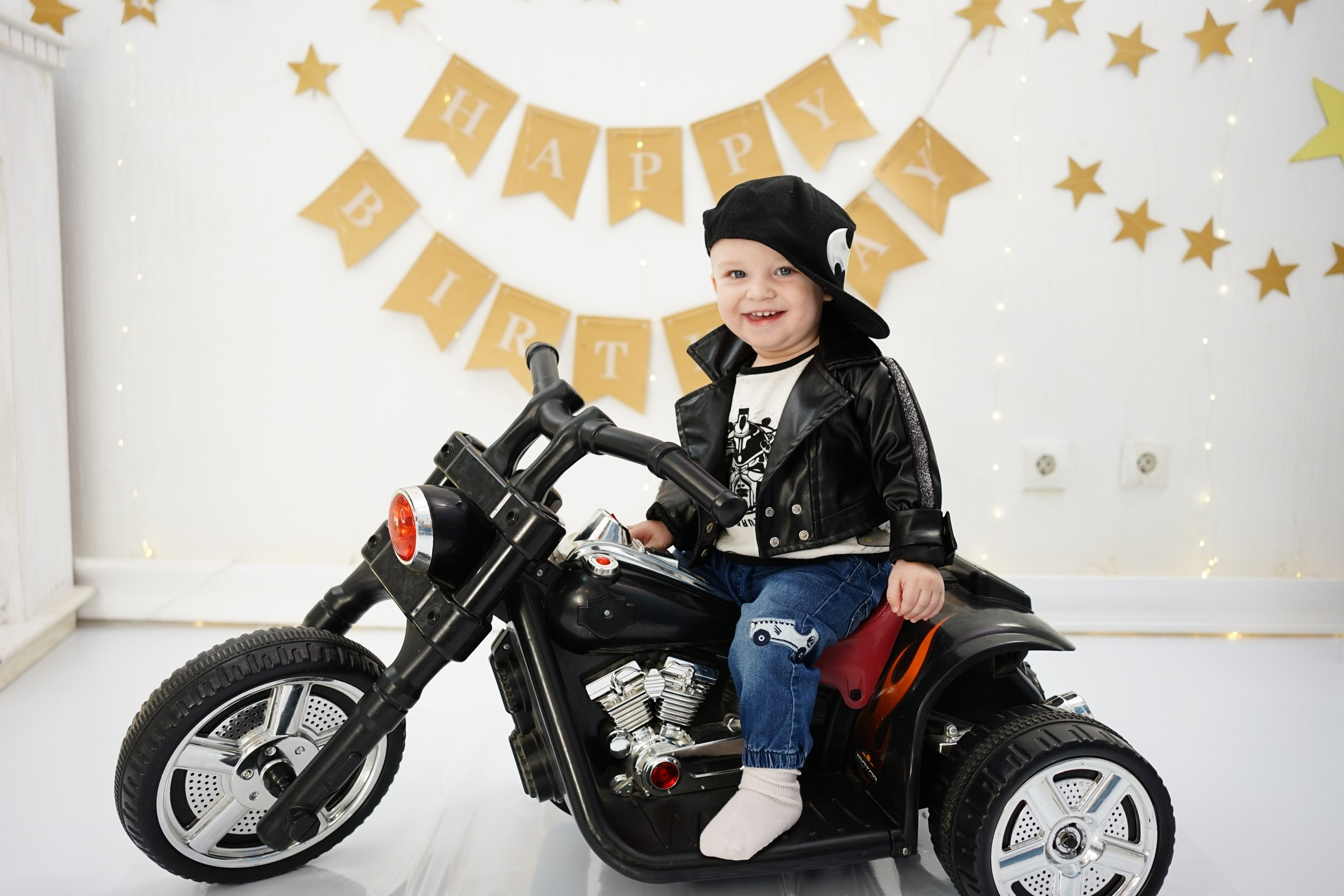 Фотосессия на Годик для Мальчиков. Детская Фотостудия ГОДОВАСИКИ в Санкт-Петербурге фотосесия на годик