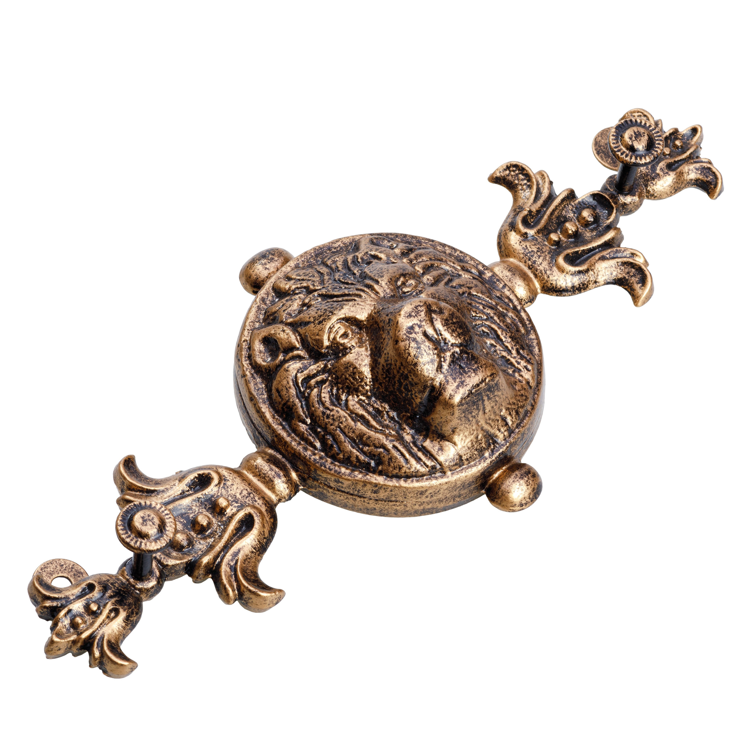 На белом для маркетплейсов и каталогов. Предметный фотограф Александр Трузян