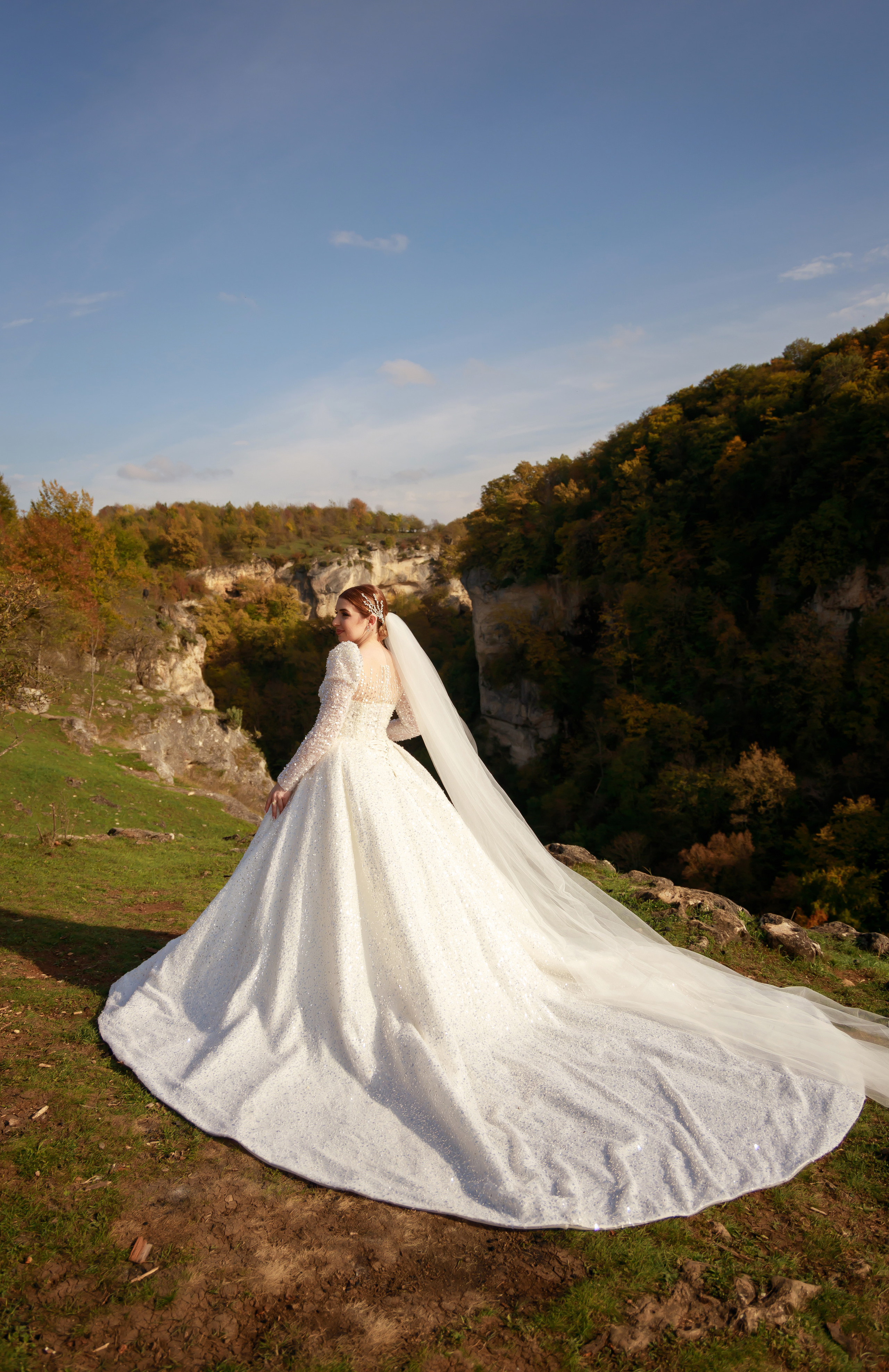 Свадебный и семейный фотограф в г. Майкопе (выезд по республике и краю)