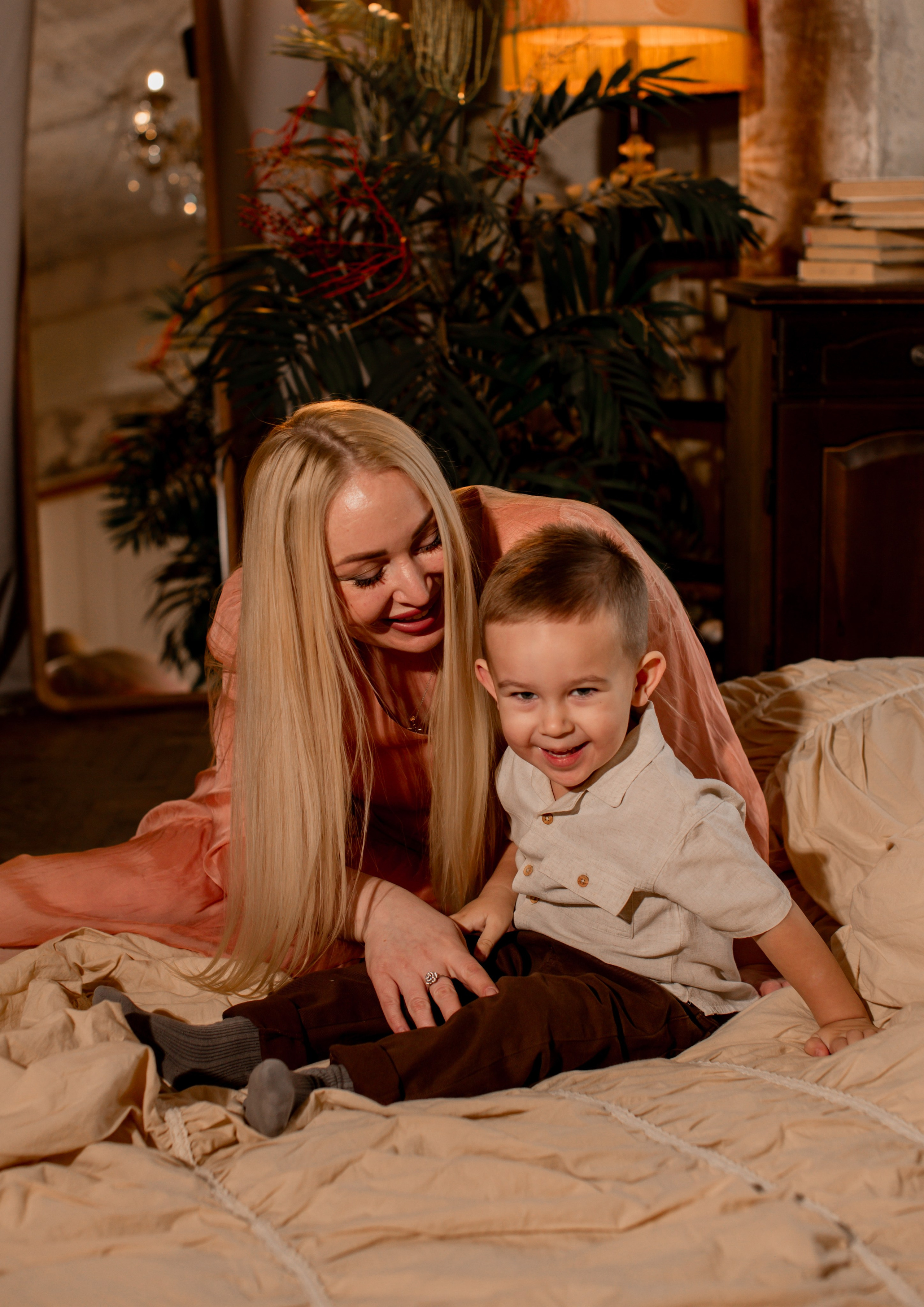 Мама и малыш. ФОТОГРАФ ~ Виктория Ивченко ~ Старый Оскол