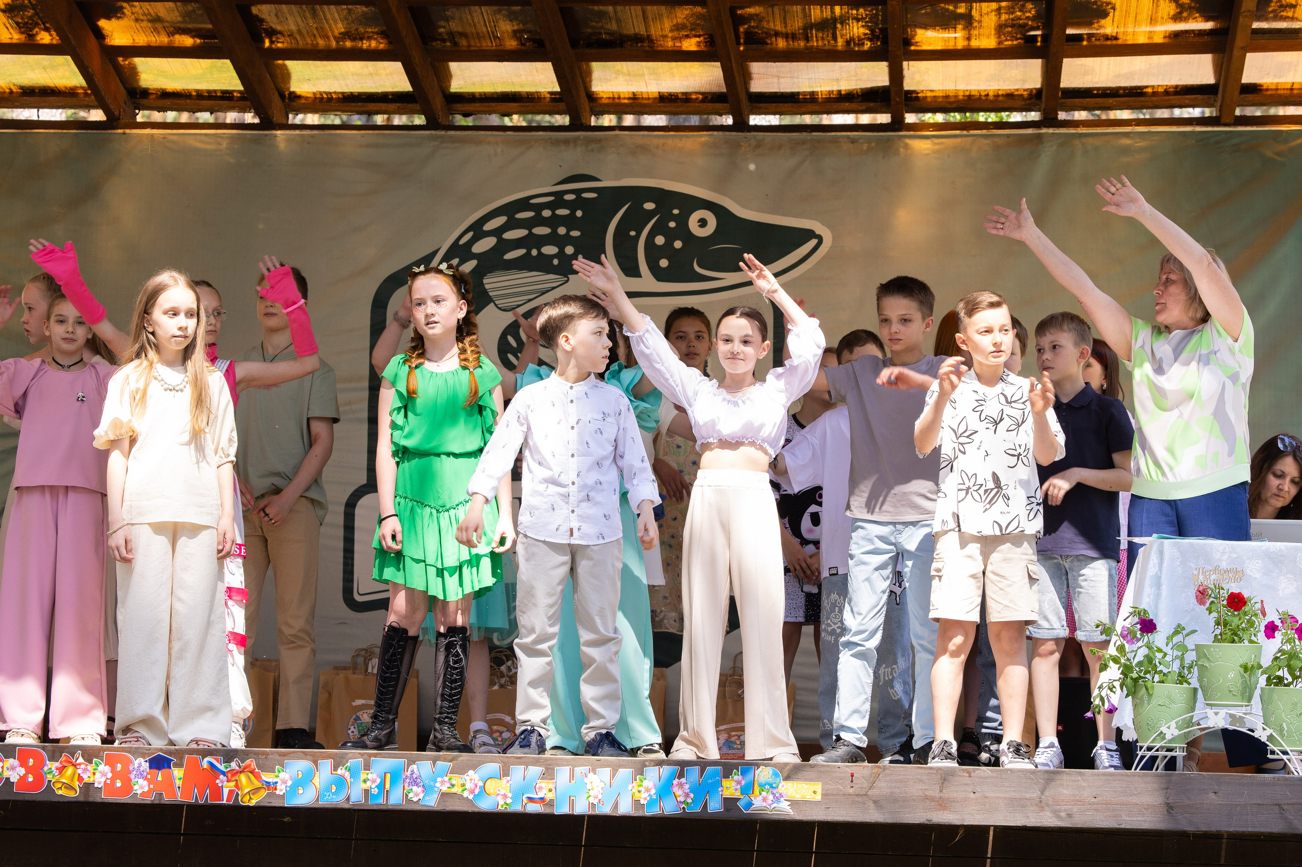 Фото и видео на выпускной в школе и детском саду. Свадебный, семейный видеограф и фотограф в Екатеринбурге Николай Рыков