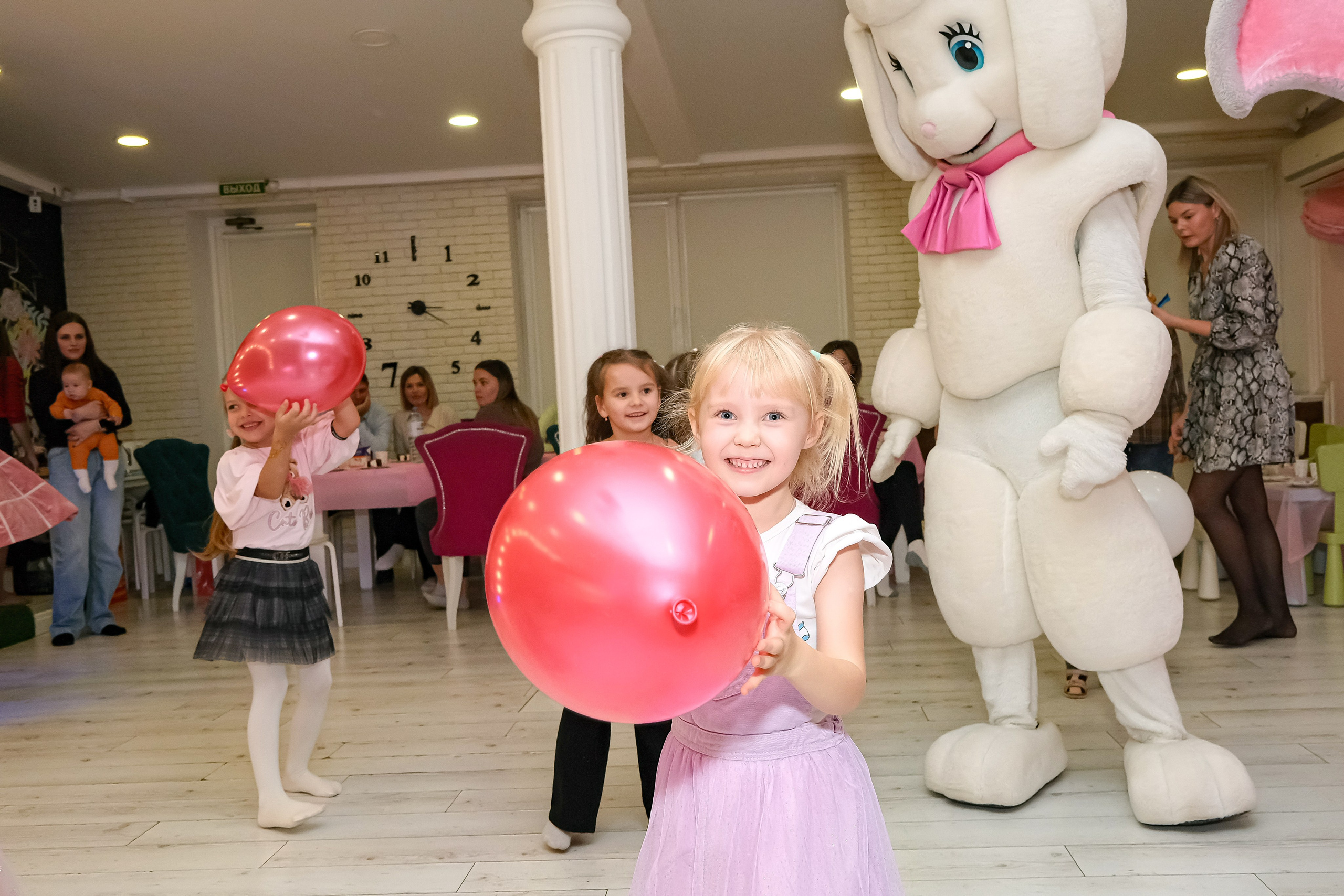 Детские репортажные съемки. Детский фотограф в Оренбурге
