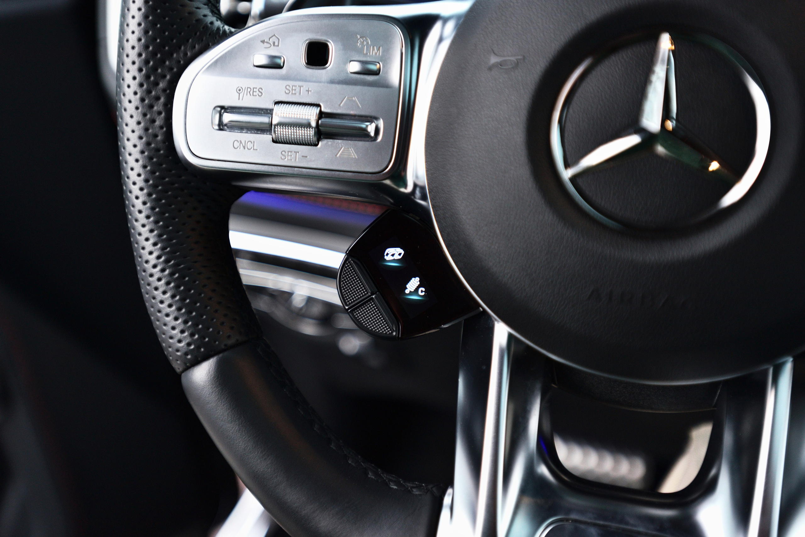 Mercedes G63. Автомобильный и интерьерный фотограф в Минске Александр Тагаев