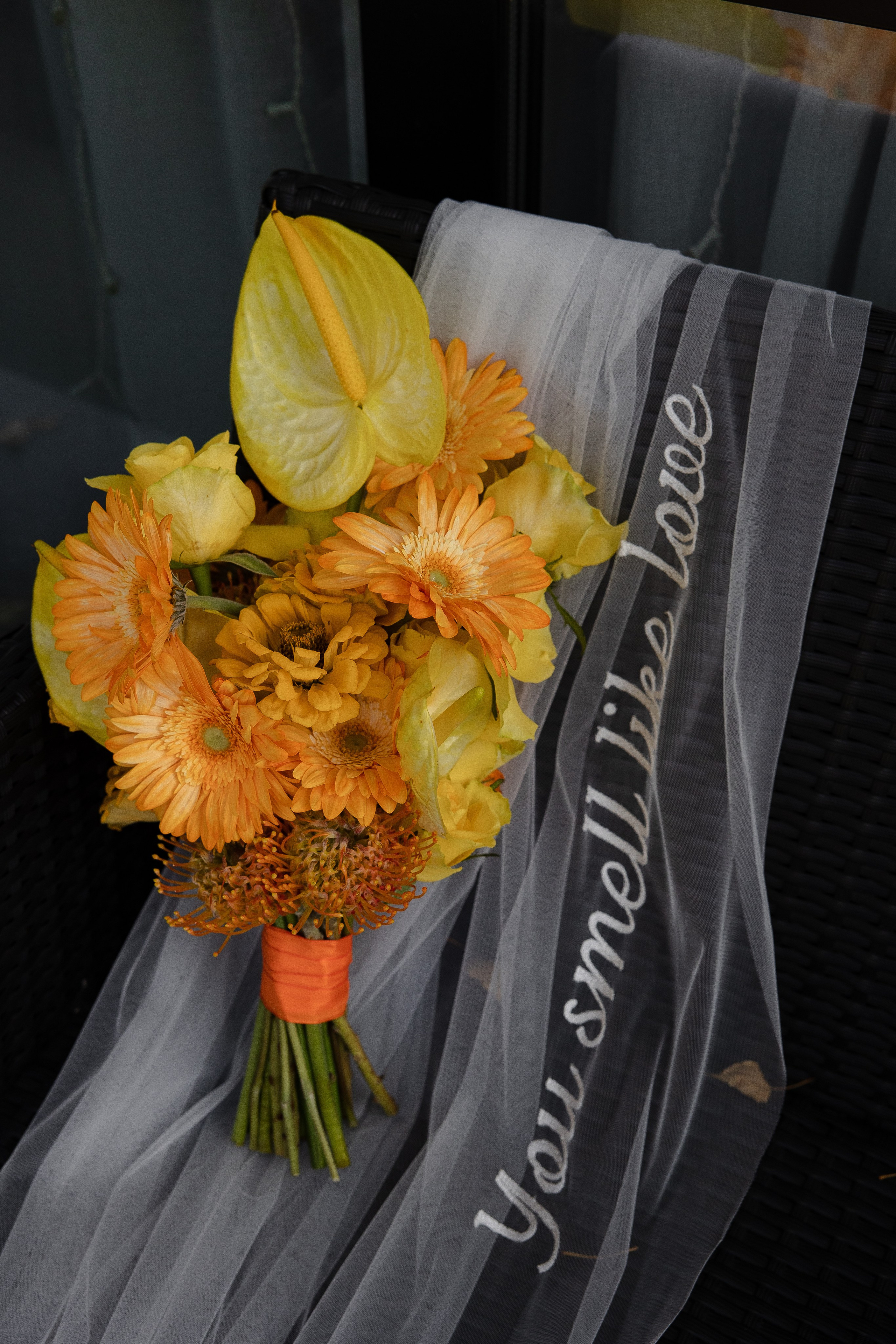 Яркая неоновая свадебная фотосессия в «Нет на карте». Свадебный и семейный фотограф в Самаре и Тольятти | Елена Топанцева