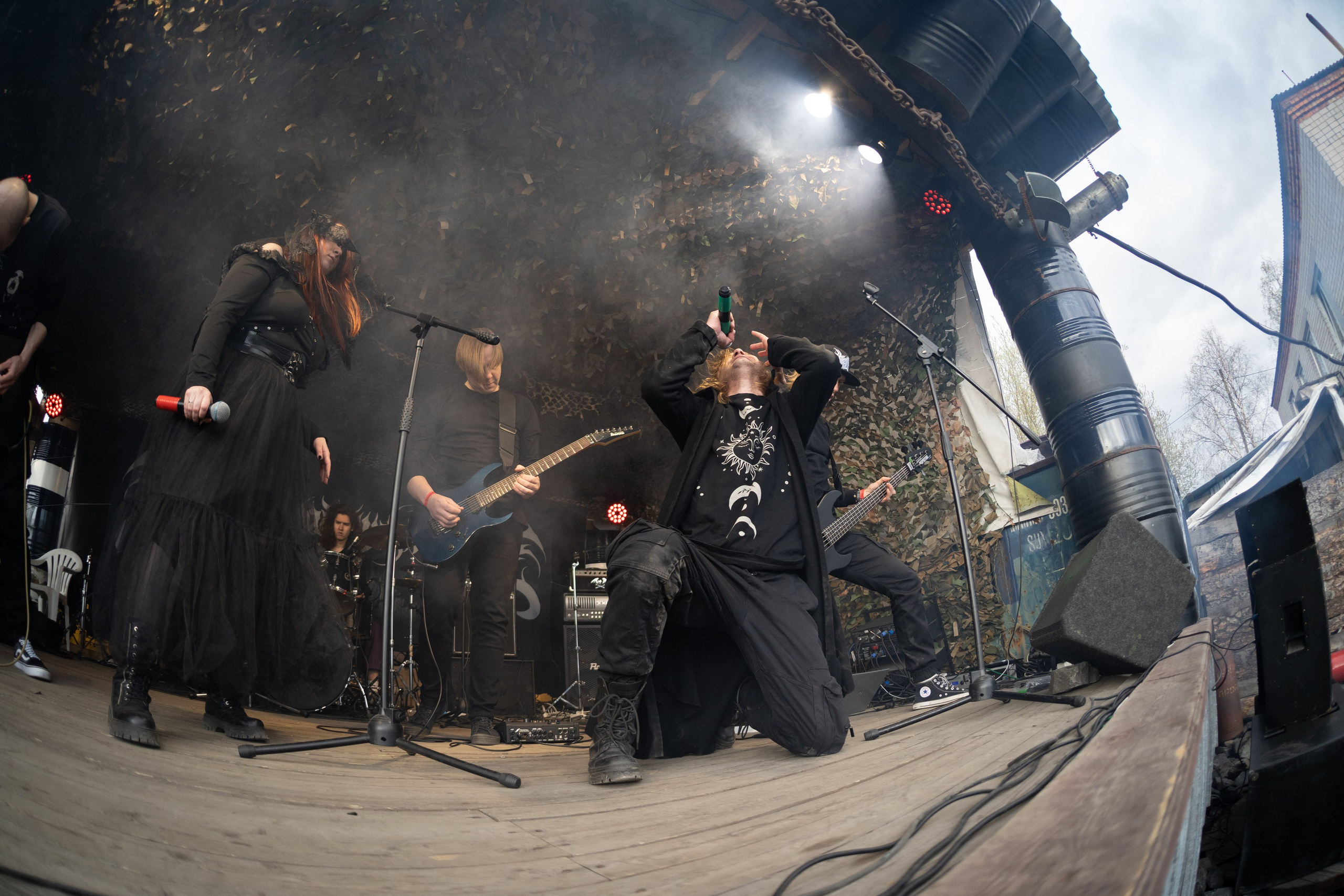 Фестиваль «ПОСРЕДИ КЛАДБИЩ И БОЛОТ»|Архангельск. Концертный и репортажный фотограф в Санкт-Петербурге Слава Пахомов