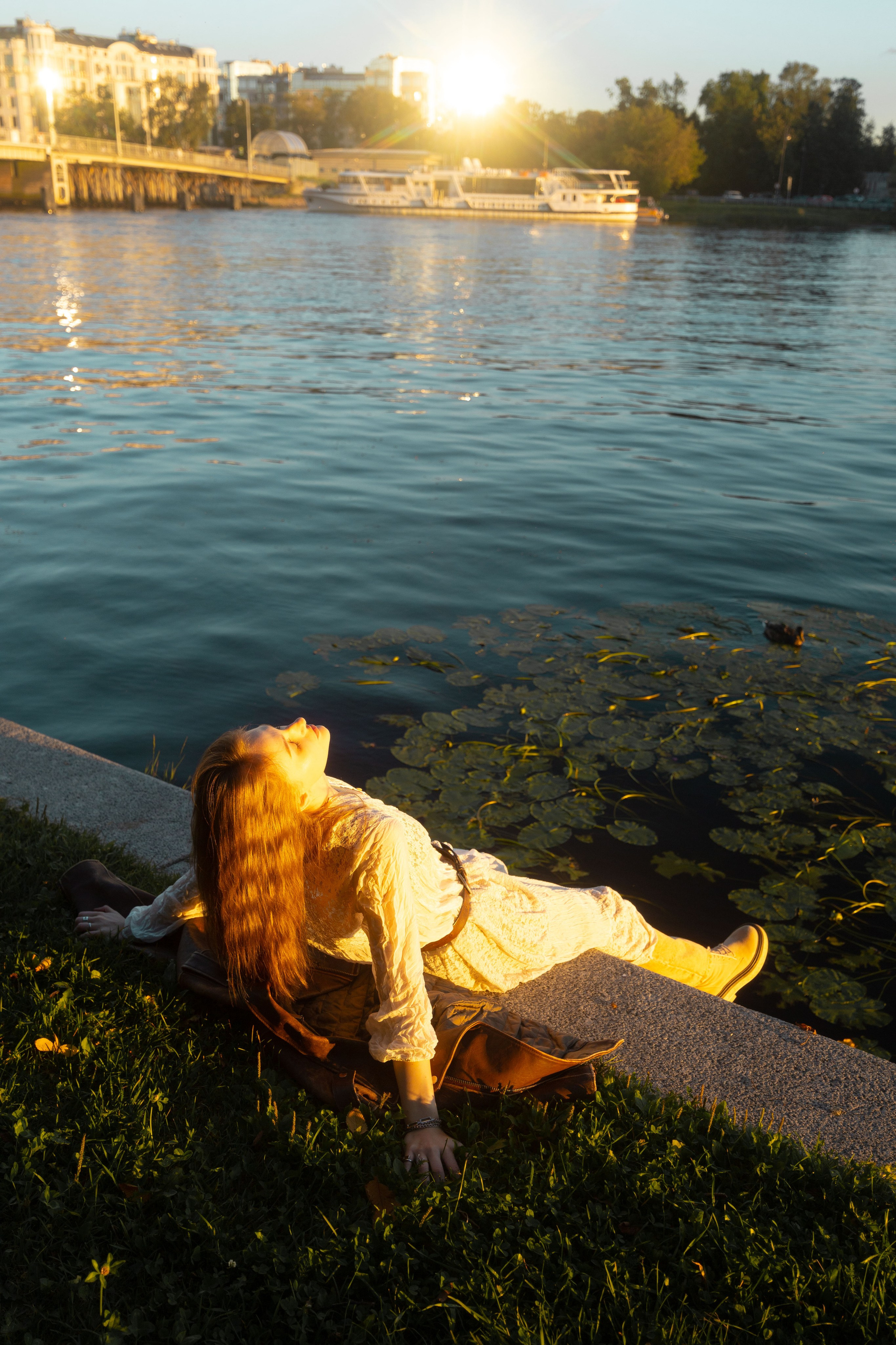 Yana and Nature. Photographer in Tbilisi Saint-Petersburg Worldwide — Elena Golubeva