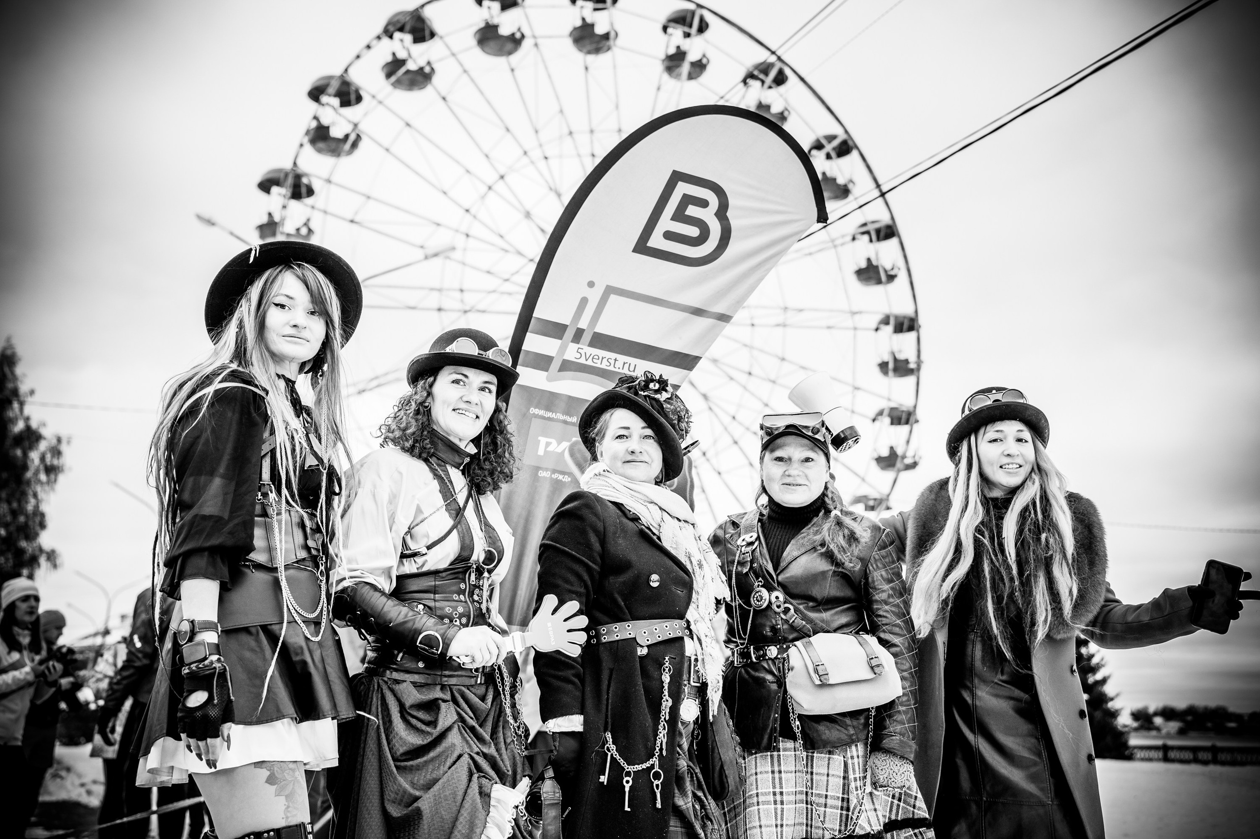 Слава где фотки?