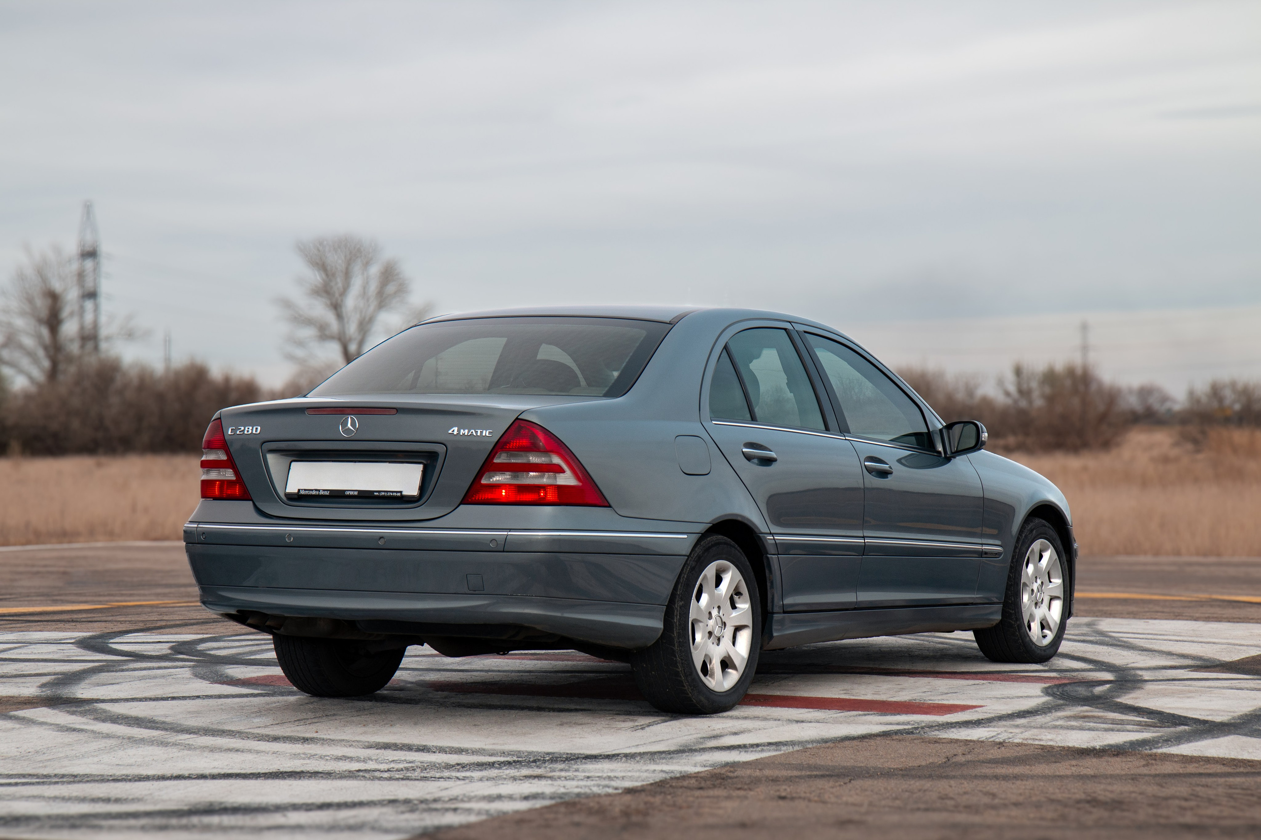 Mercedes-Benz C280. Автомобильный фотограф и видеограф в Новосибирске|Александра Косухина
