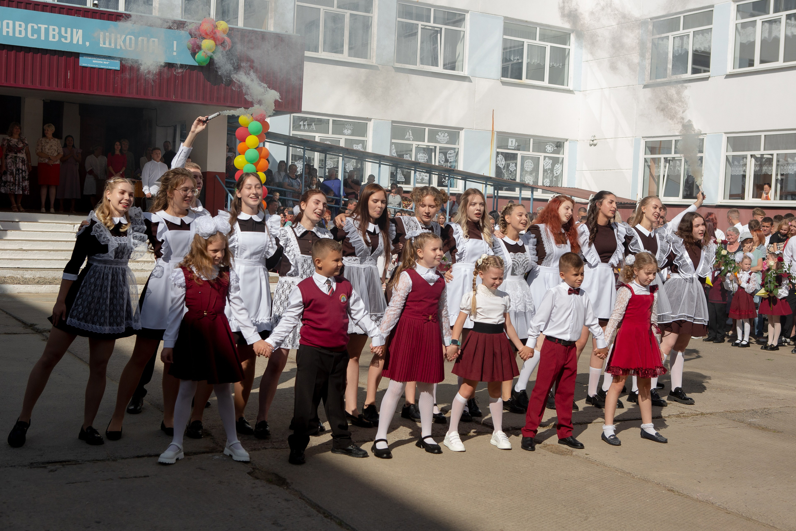 1 сентября 2023 г. 9 школа Мценск. Профессиональный фотограф в Мценске и Орловской области