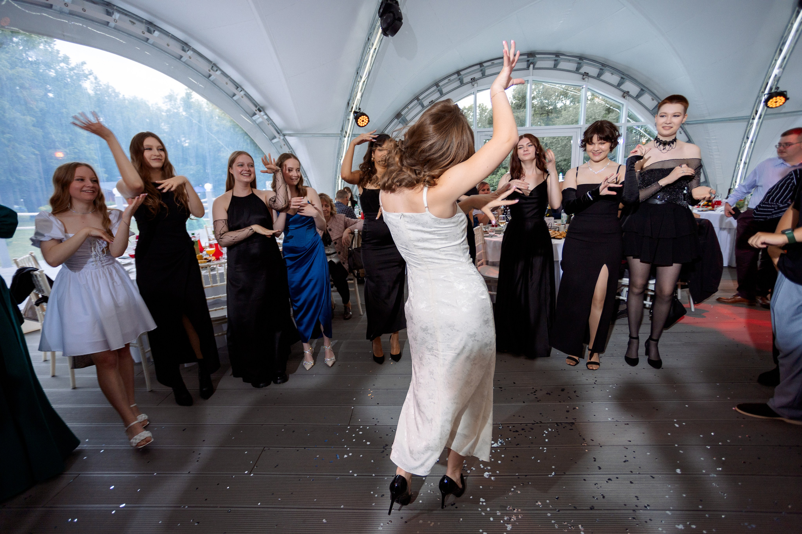 ВЫПУСКНОЙ: Волки-Липки. Все фото. Профессиональный фотограф в Ижевске Леша Петров