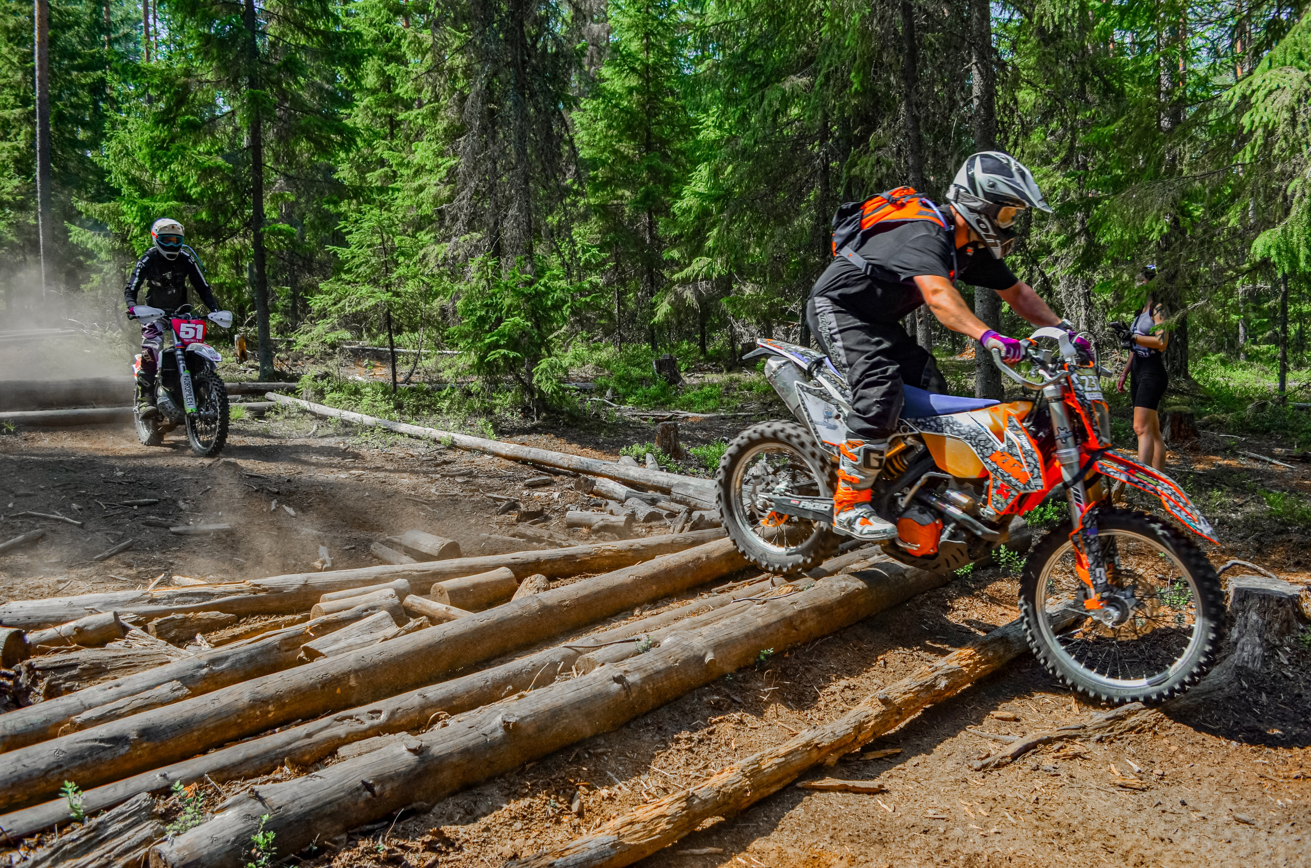 CountryCross. BraapBroom Media Group