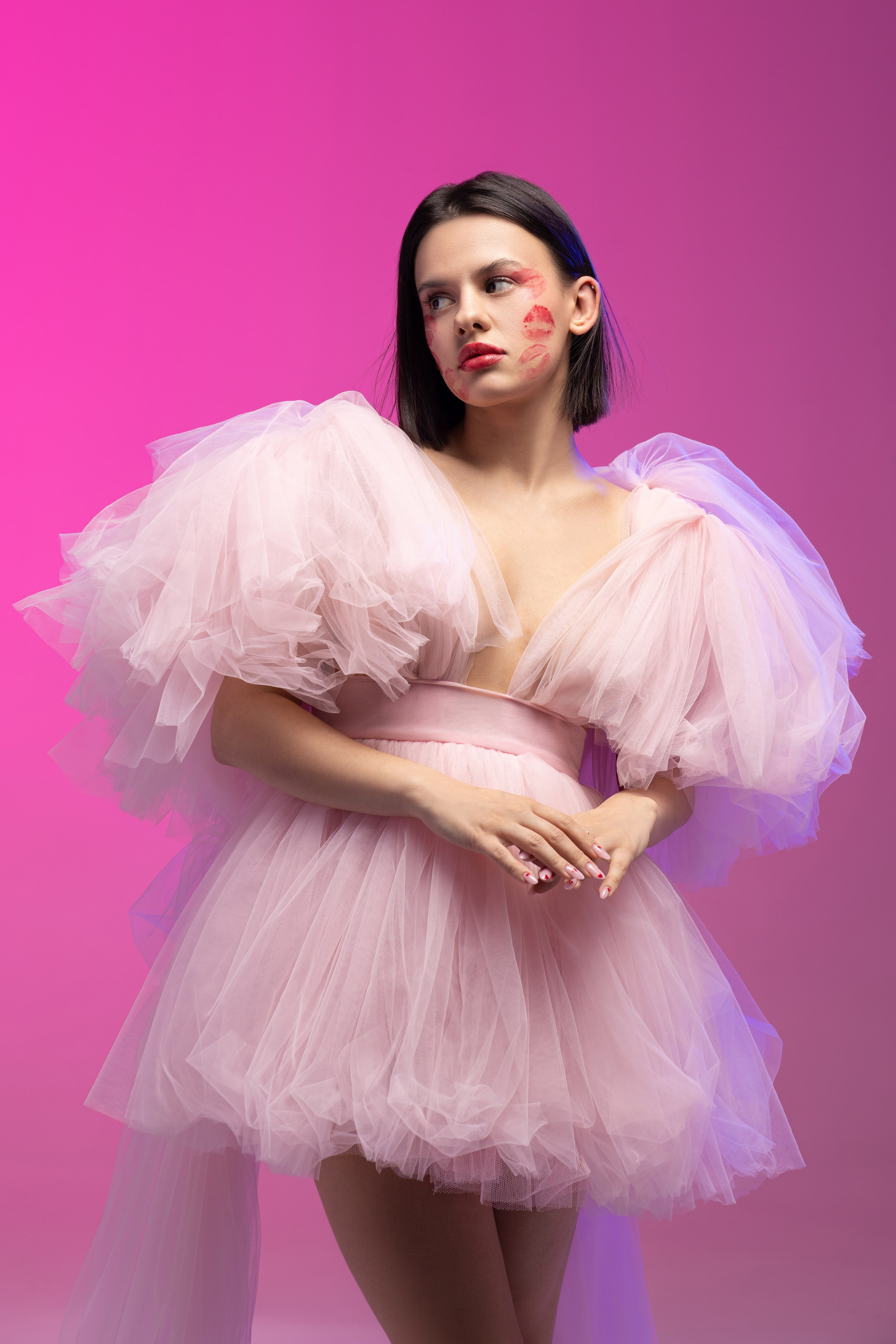 Цветной свет и фигуры. Фотограф Минск